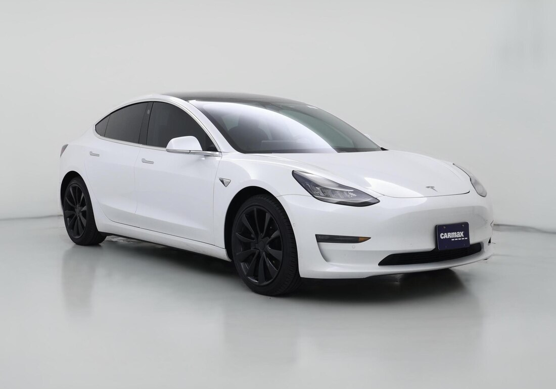 2019 Tesla Model 3 Long Range All-Wheel Drive in White — CarMax photo