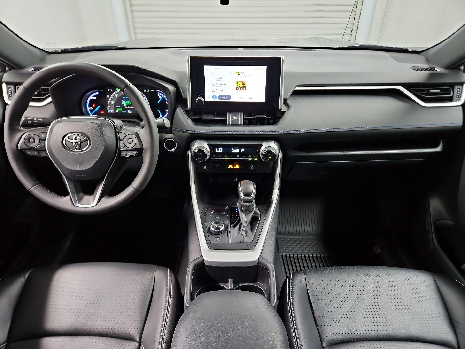 Thumbnail: 2025 Toyota RAV4 - 9