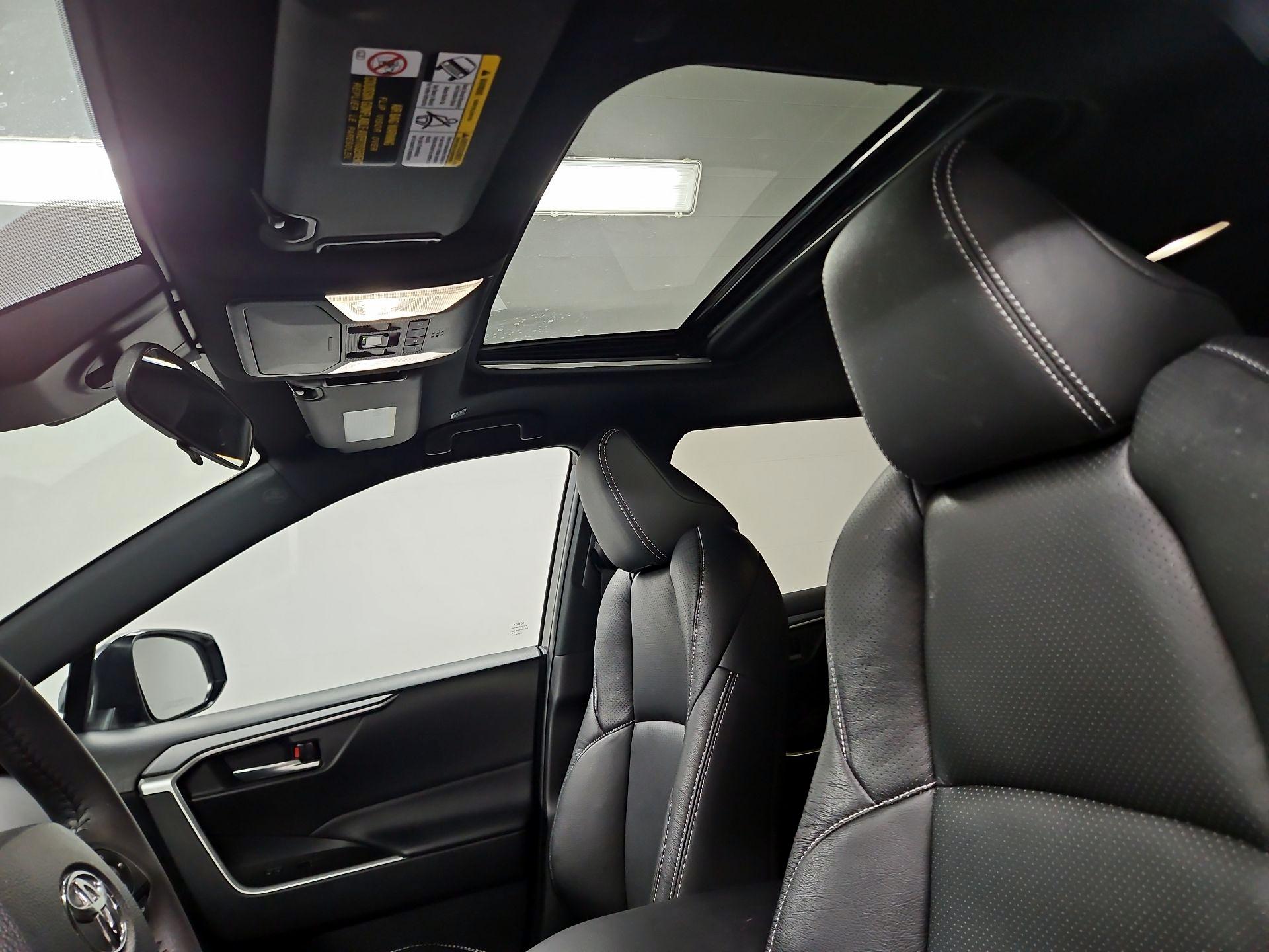 Thumbnail: 2025 Toyota RAV4 - 19