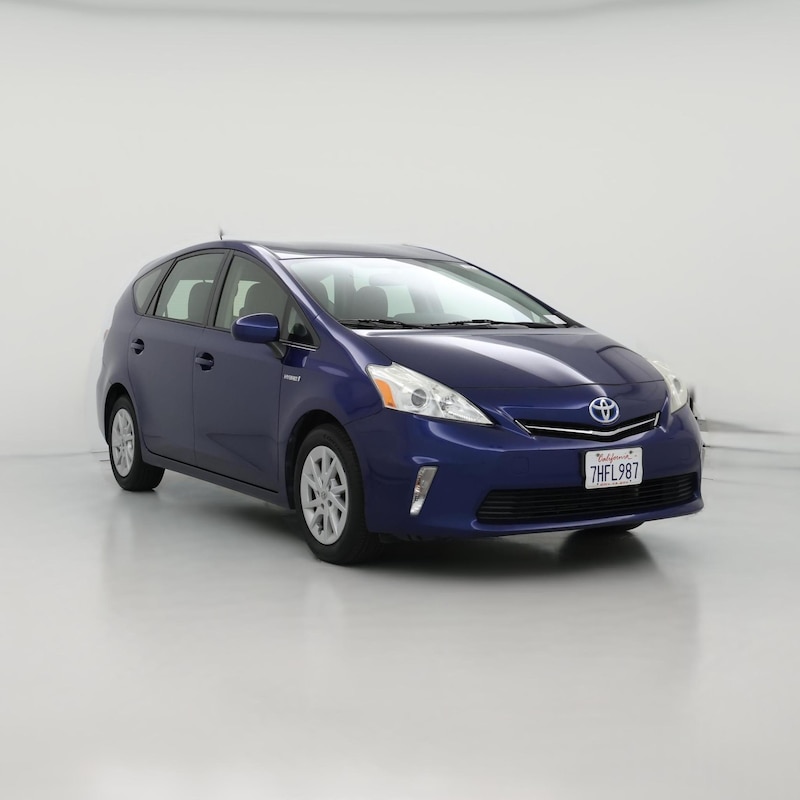 2014 Toyota Prius v Three