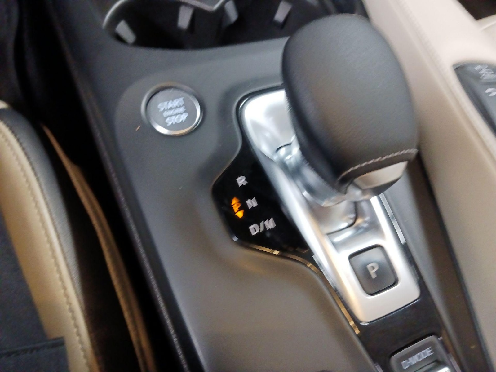 2019 INFINITI QX50 Essential - Photo 14