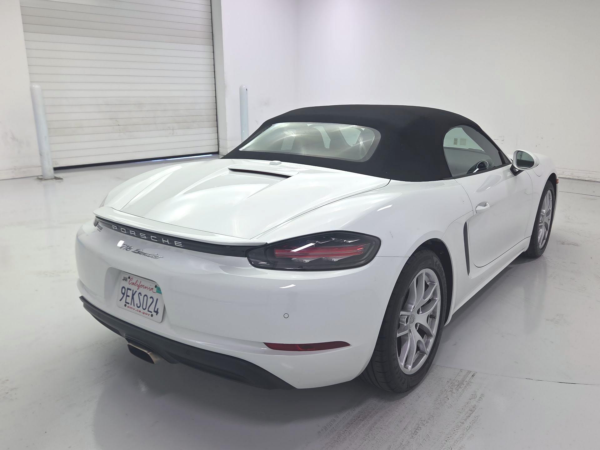 Thumbnail: 2023 Porsche 718 Boxster - 5