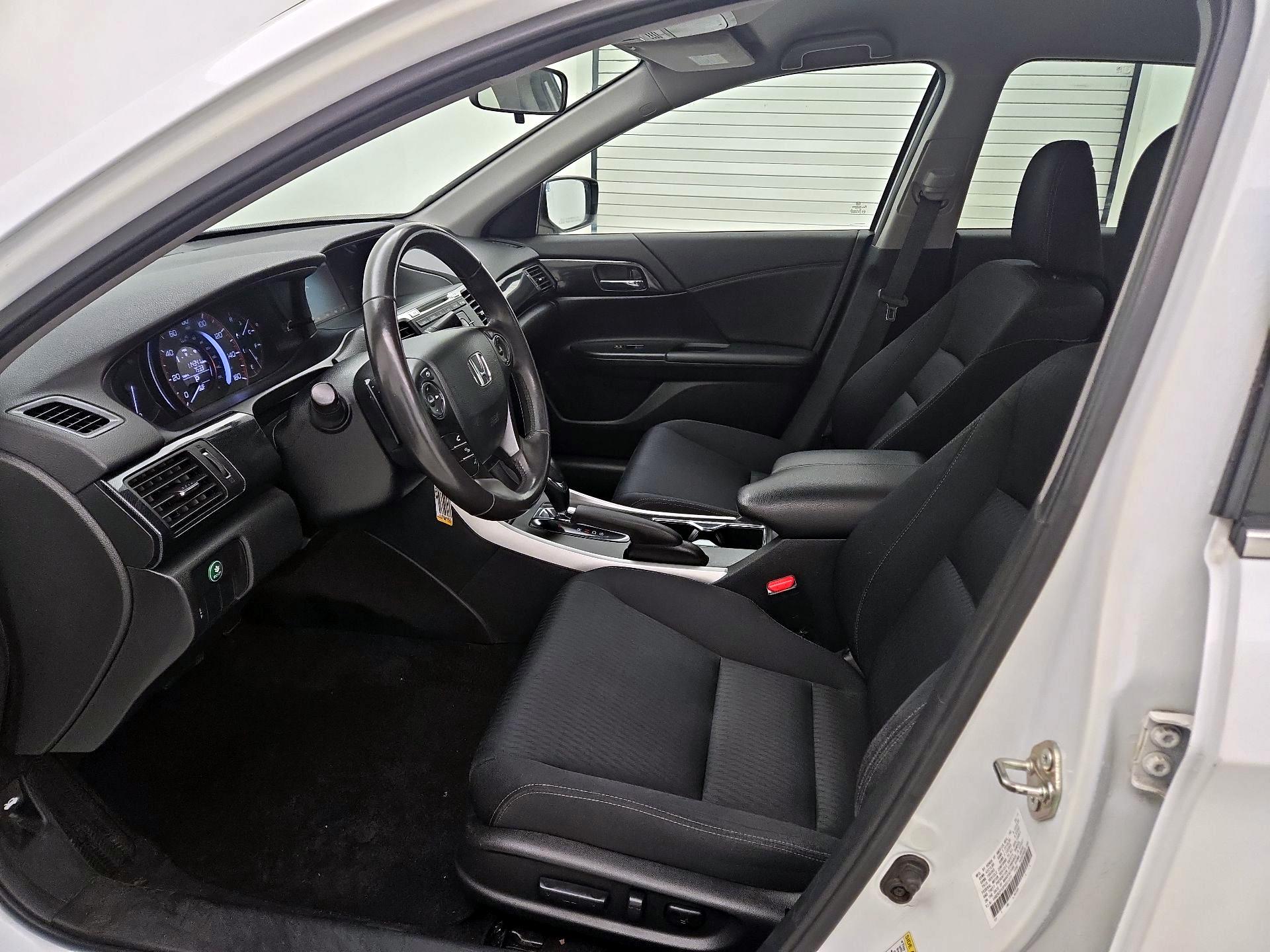 Thumbnail: 2015 Honda Accord - 11