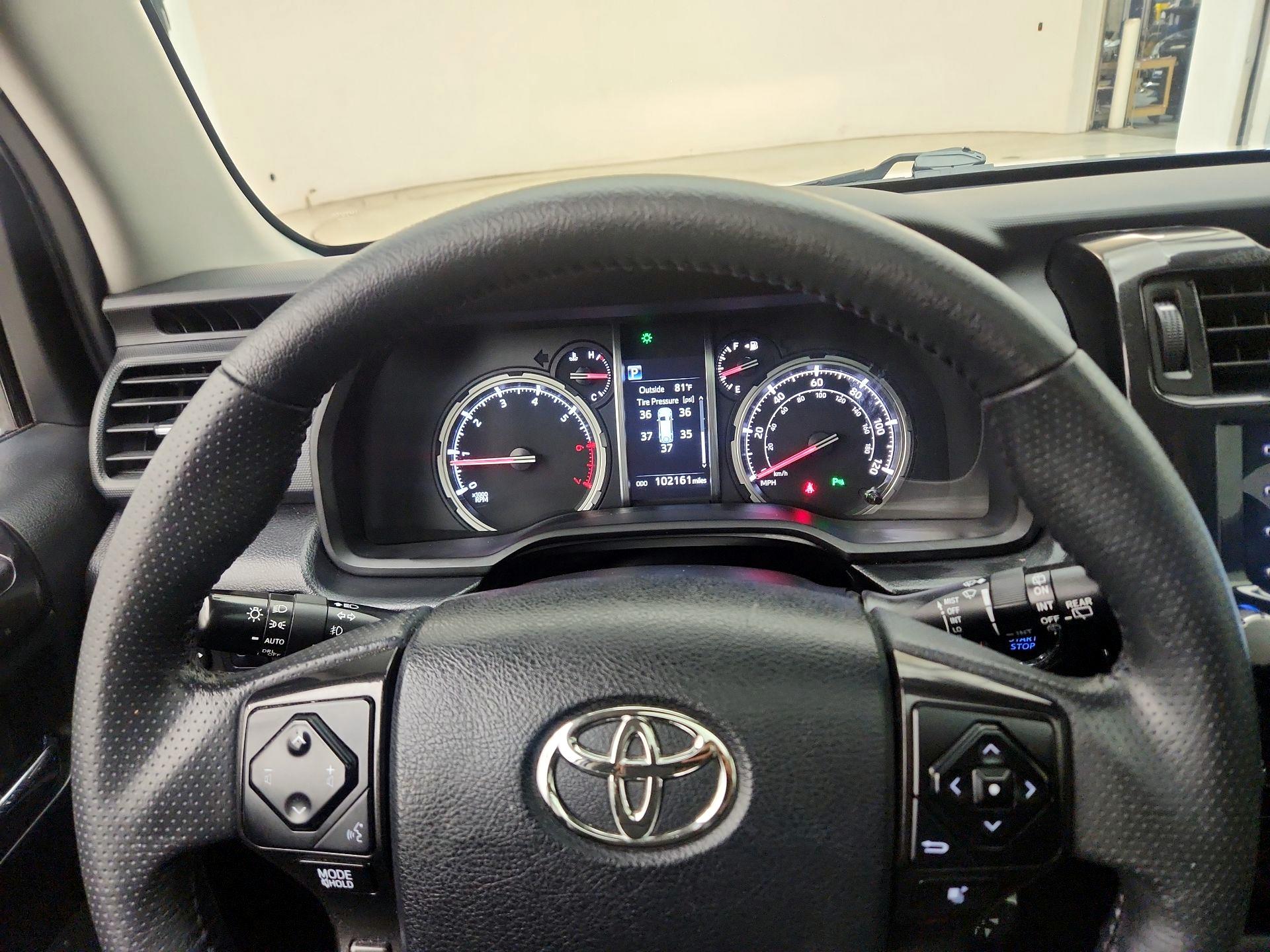 Thumbnail: 2020 Toyota 4Runner - 10