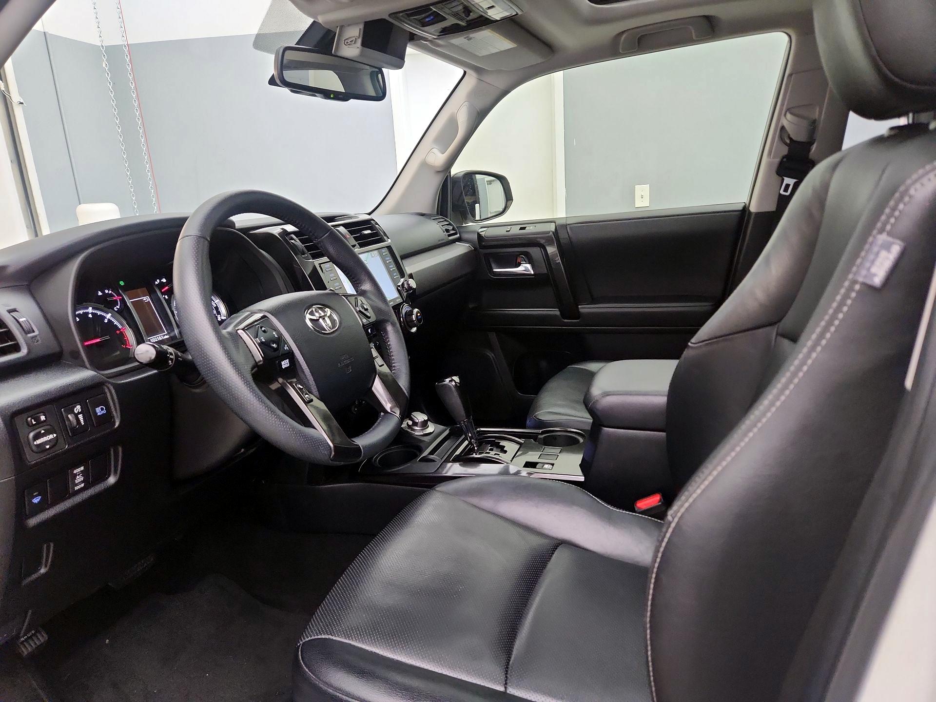 Thumbnail: 2020 Toyota 4Runner - 11