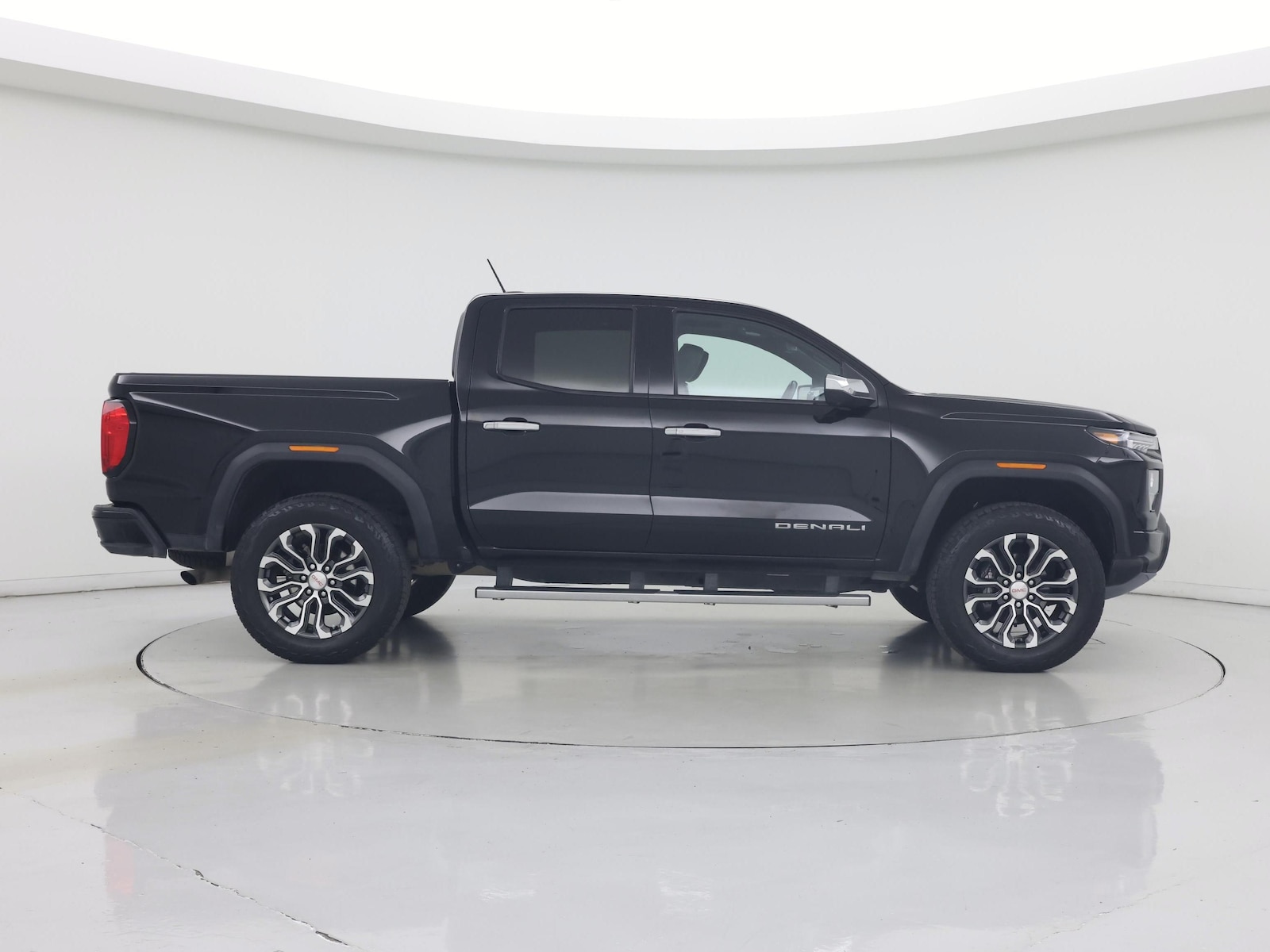 2023 GMC Canyon Denali - Photo 8