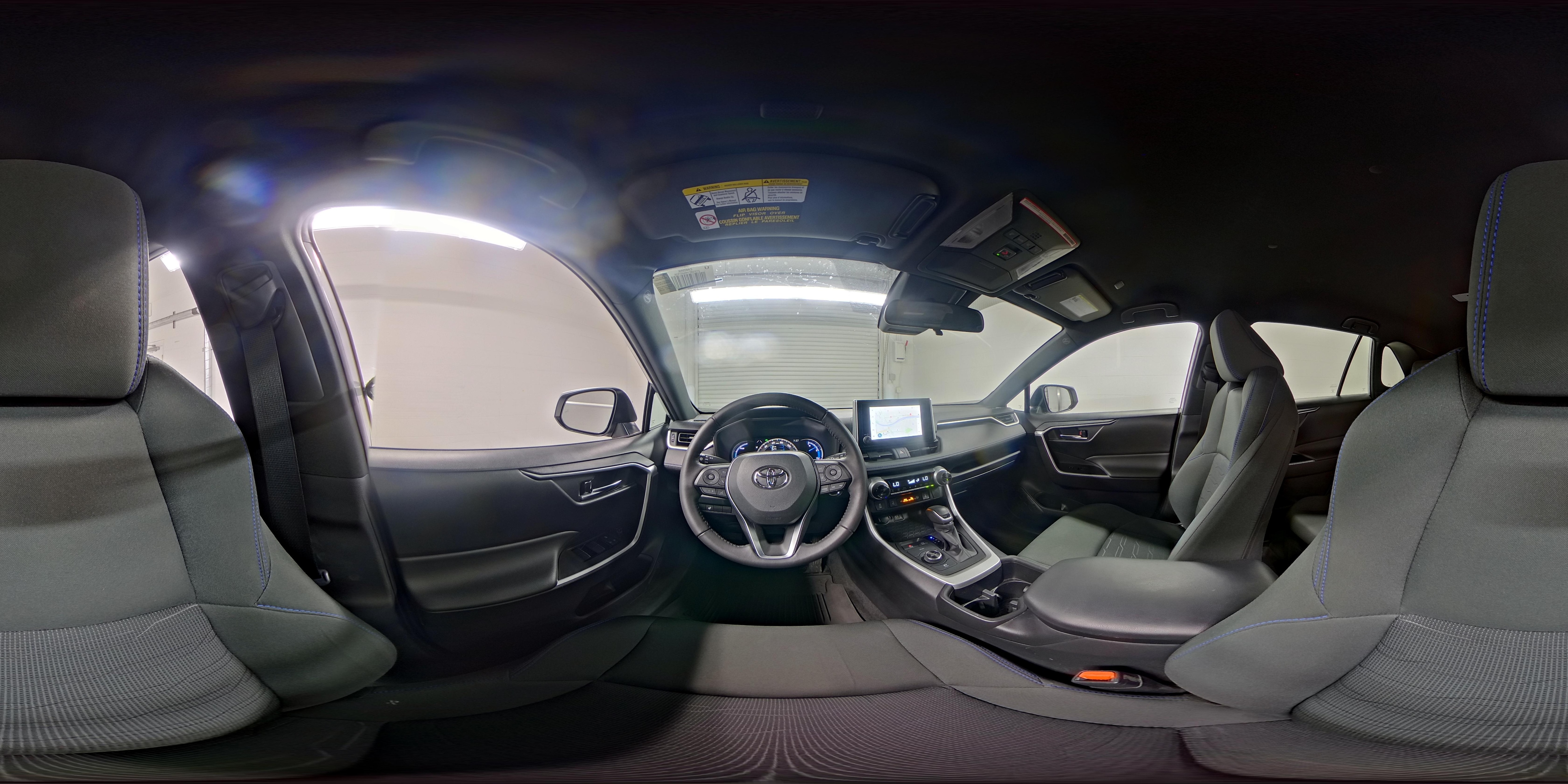 2024 Toyota RAV4 SE - Photo 28