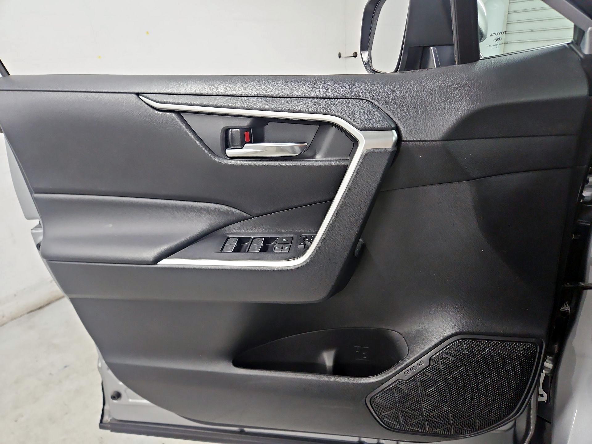 Thumbnail: 2024 Toyota RAV4 - 12