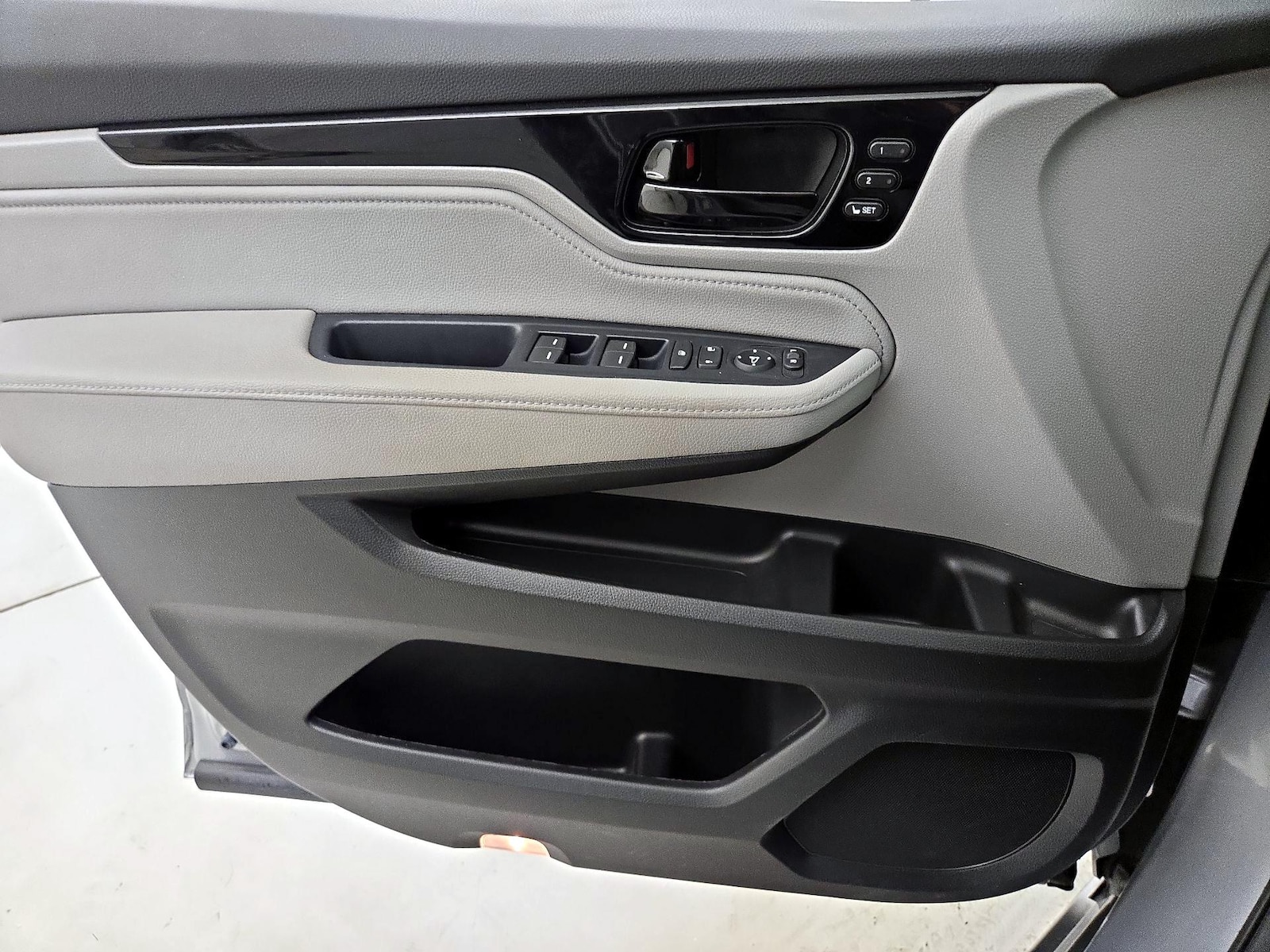 2024 Honda Odyssey Touring - Photo 13