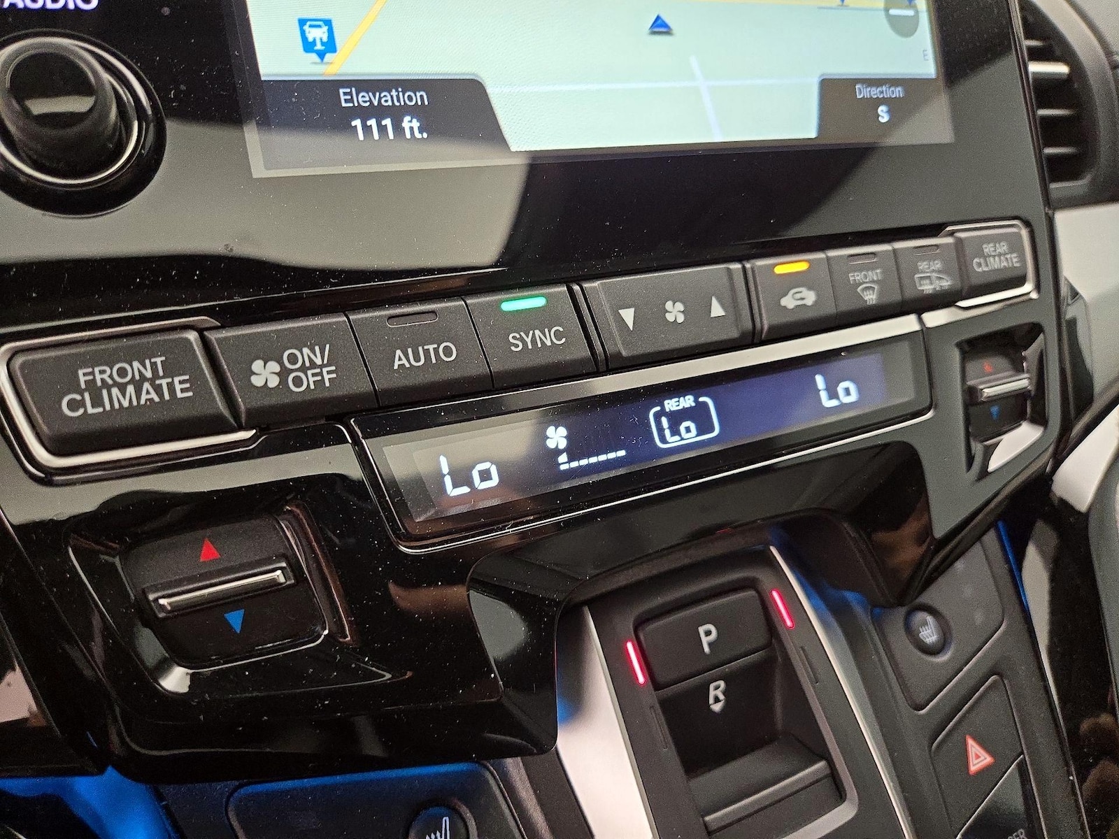 2024 Honda Odyssey Touring - Photo 18