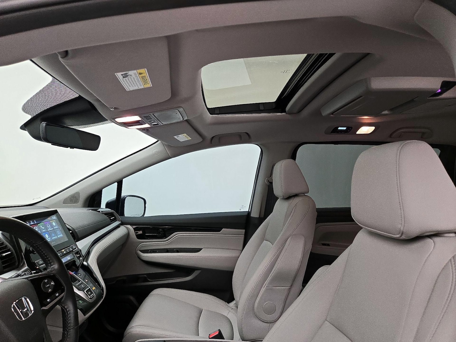 2024 Honda Odyssey Touring - Photo 21