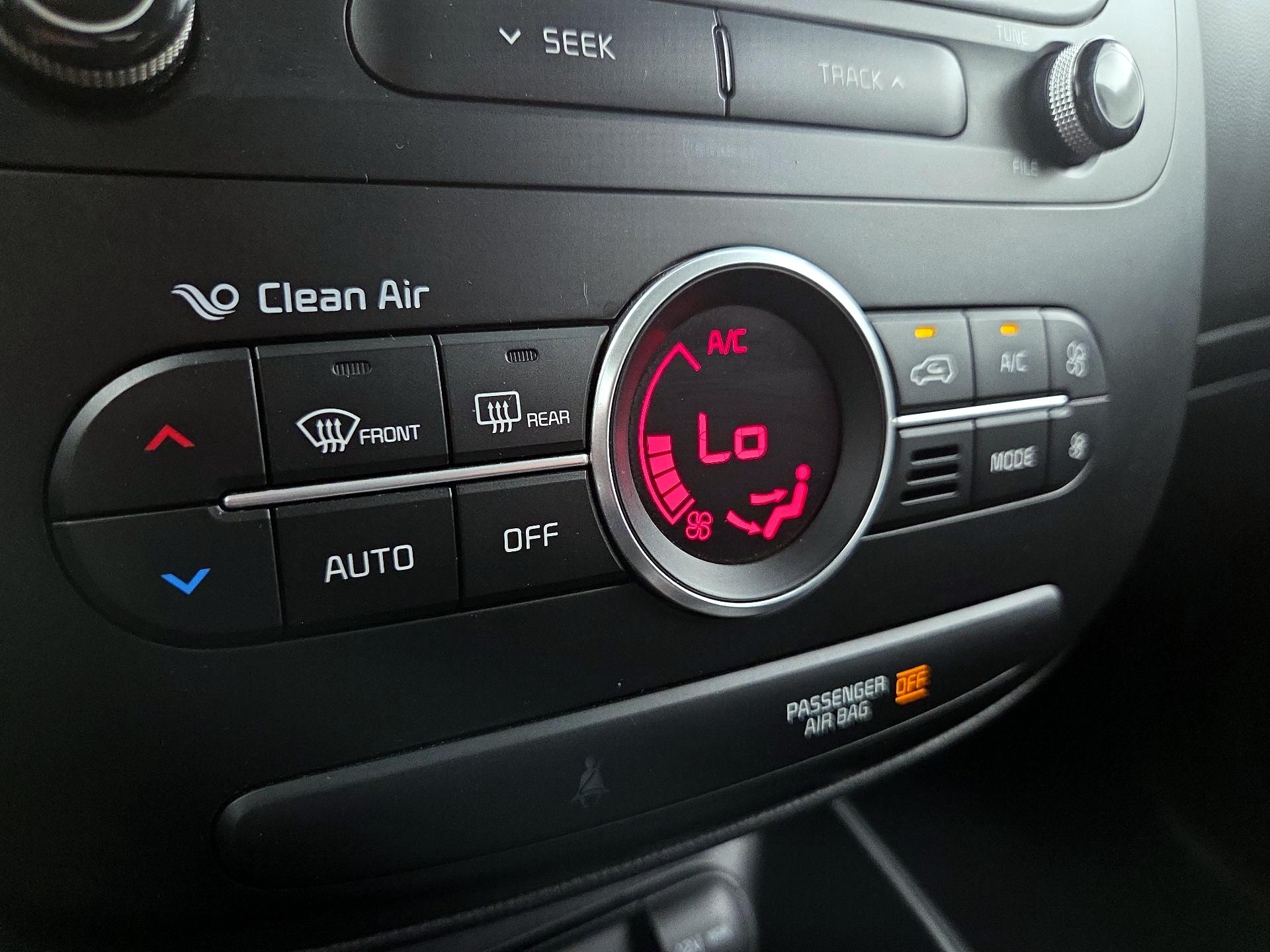 Thumbnail: 2017 Kia Soul - 16