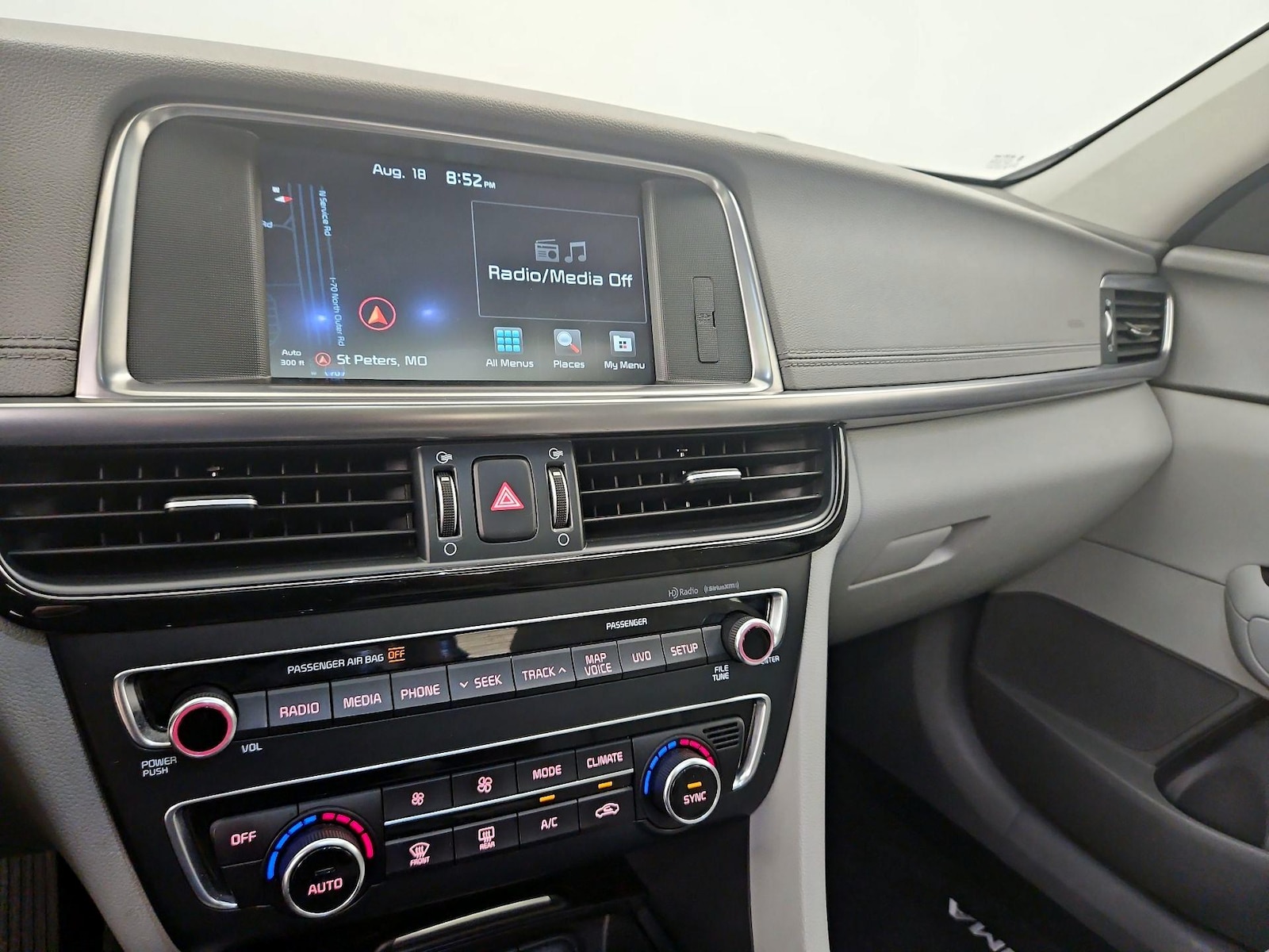 2016 Kia Optima EX - Photo 16