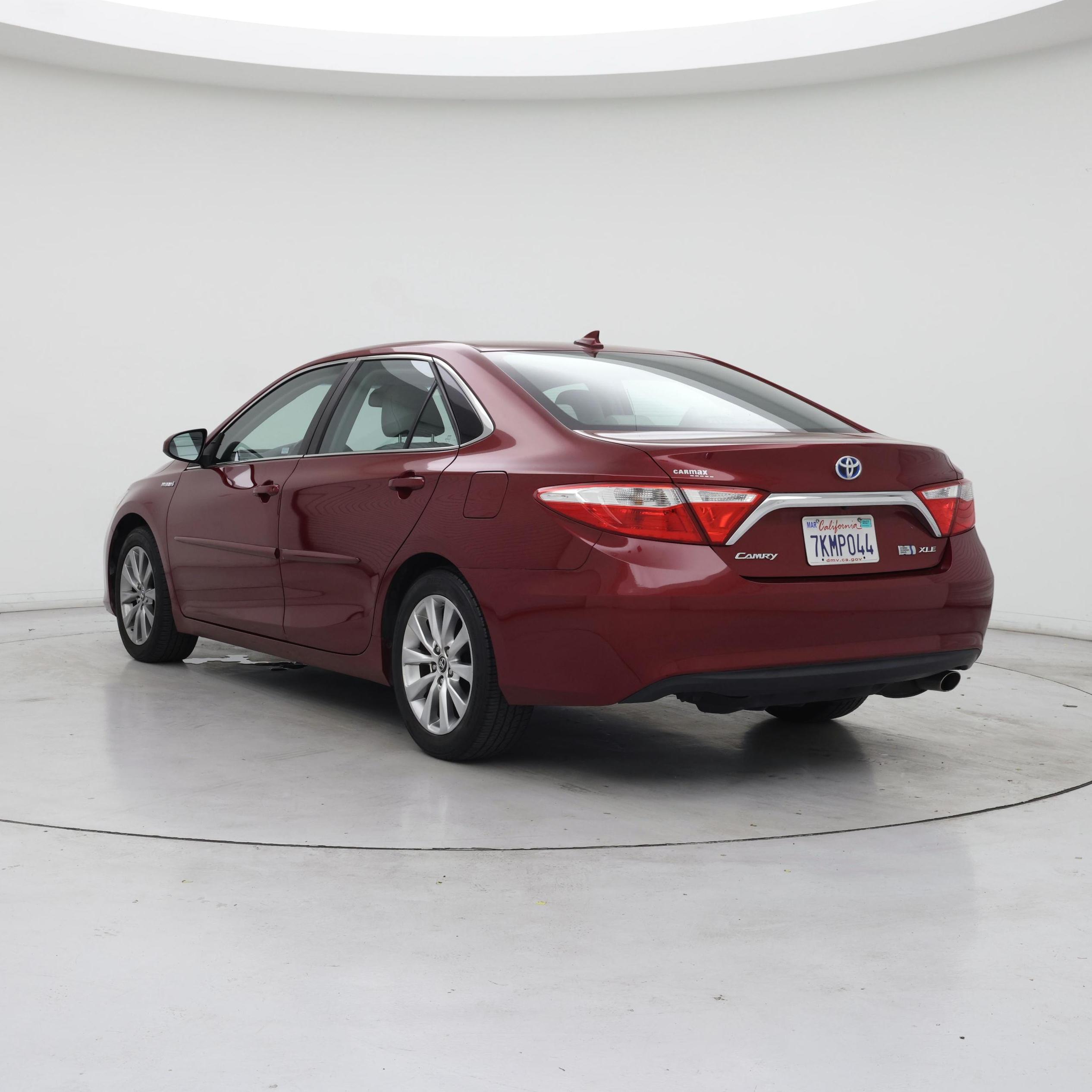 Thumbnail: 2015 Toyota Camry - 2