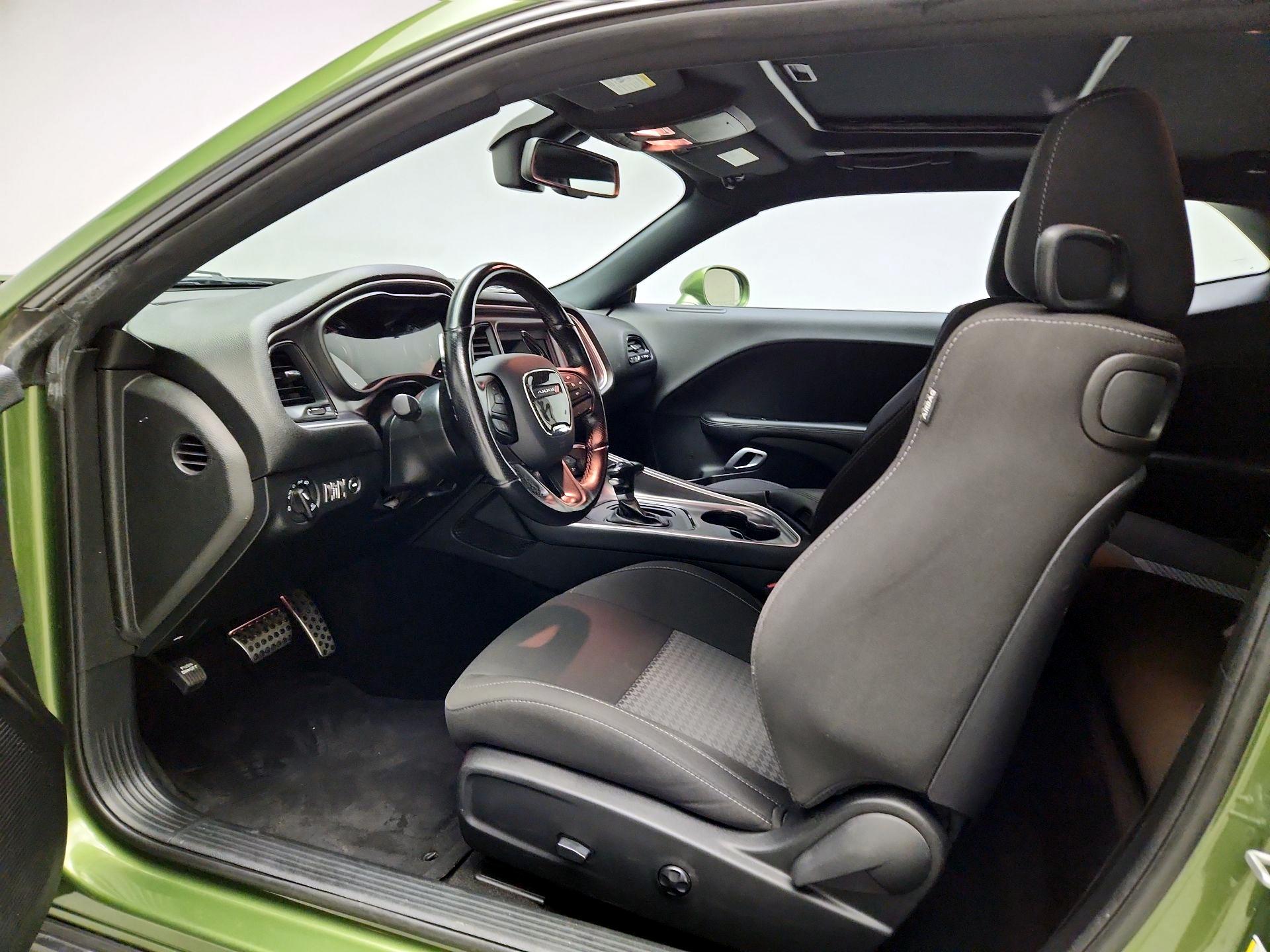 Thumbnail: 2020 Dodge Challenger - 9