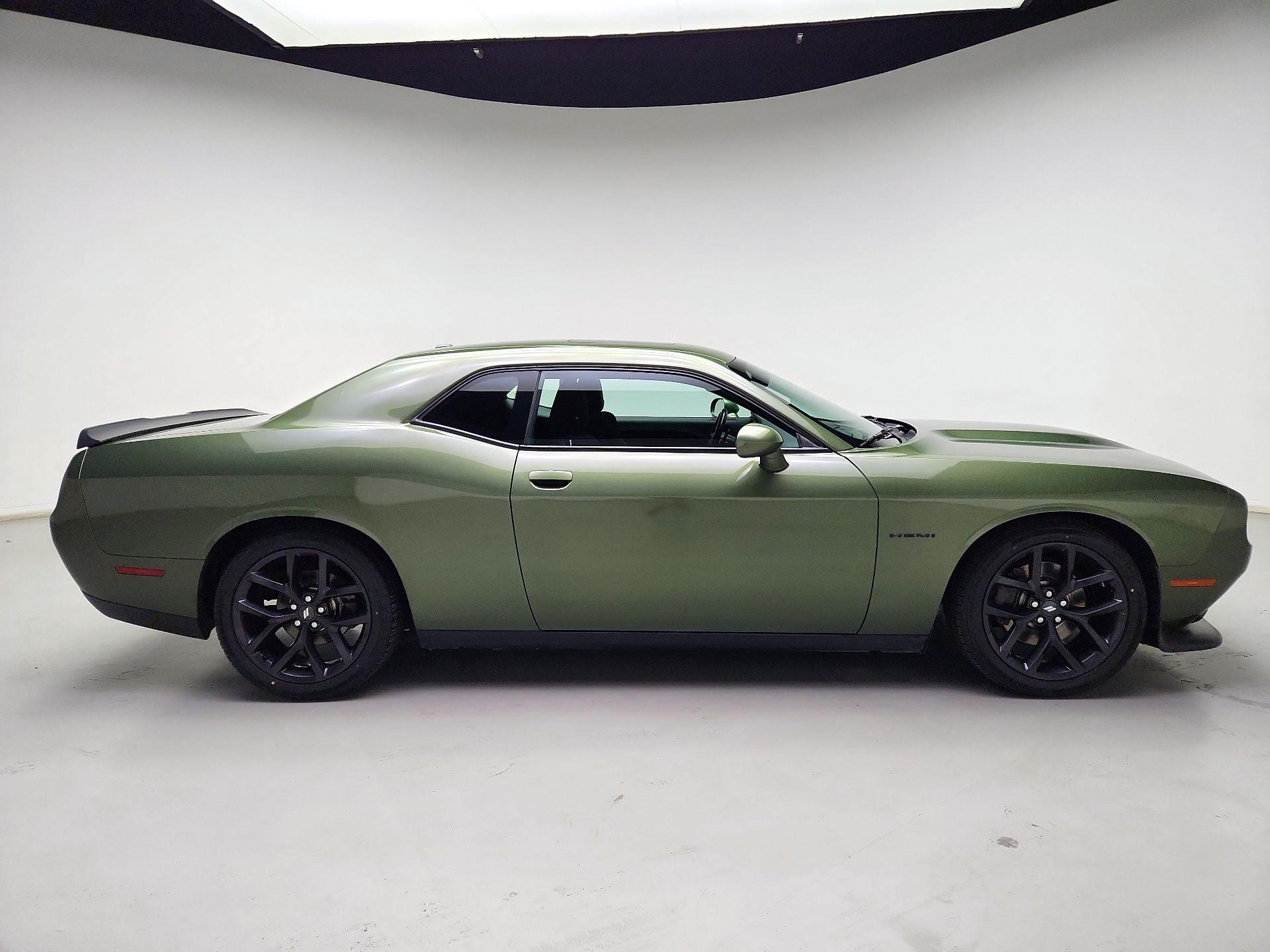 Thumbnail: 2020 Dodge Challenger - 4