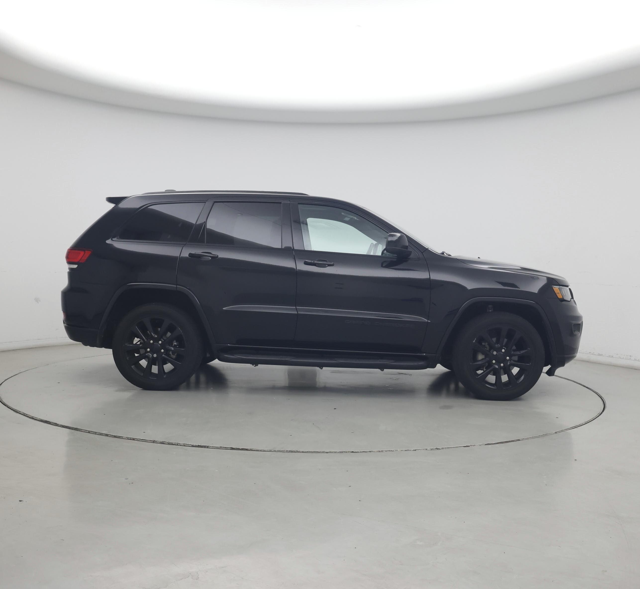 Thumbnail: 2019 Jeep Grand Cherokee - 7