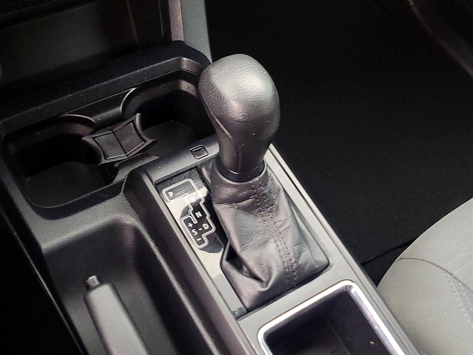 2019 Toyota Tacoma SR - Photo 18