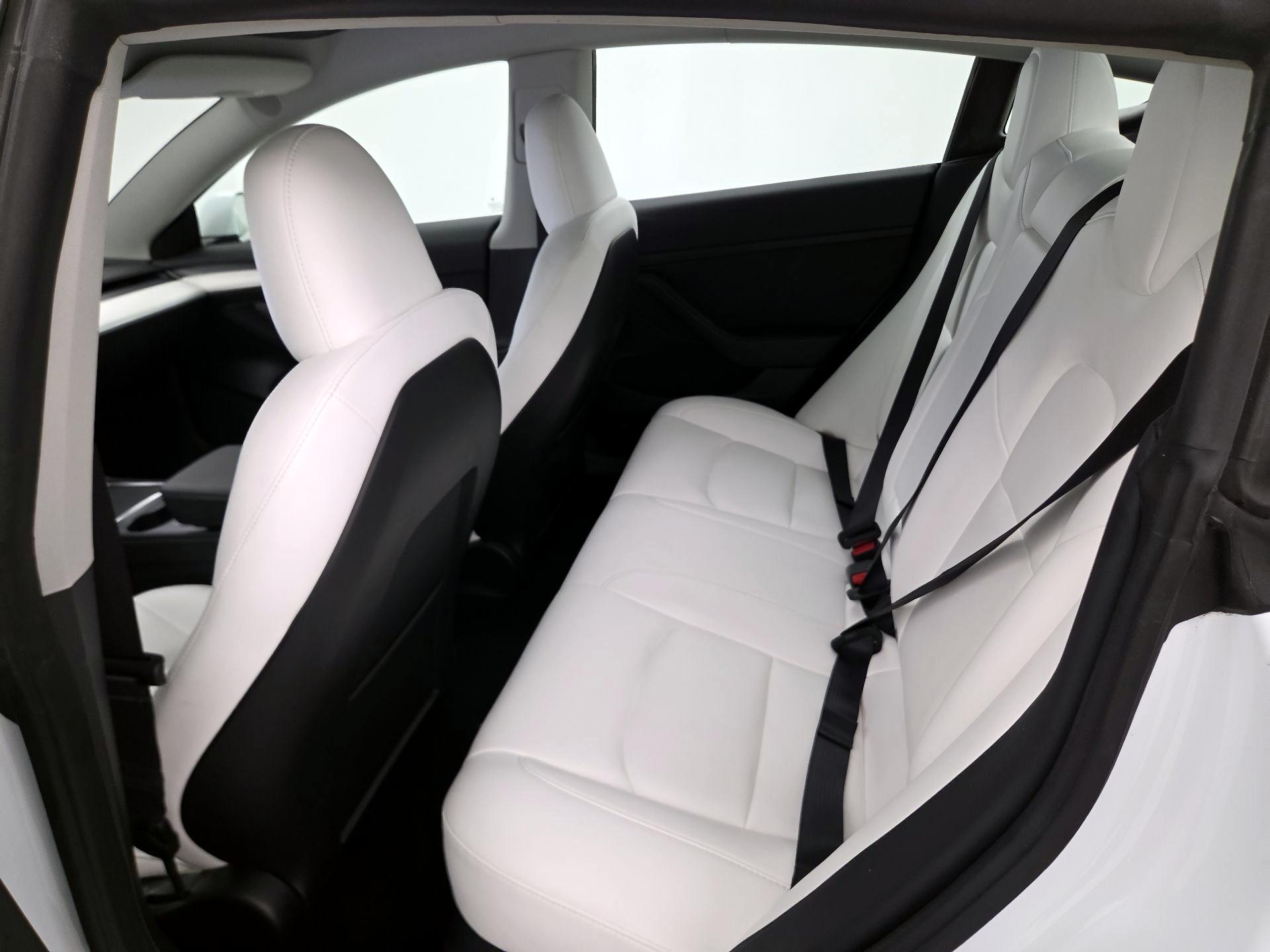 Thumbnail: 2023 Tesla Model 3 - 18