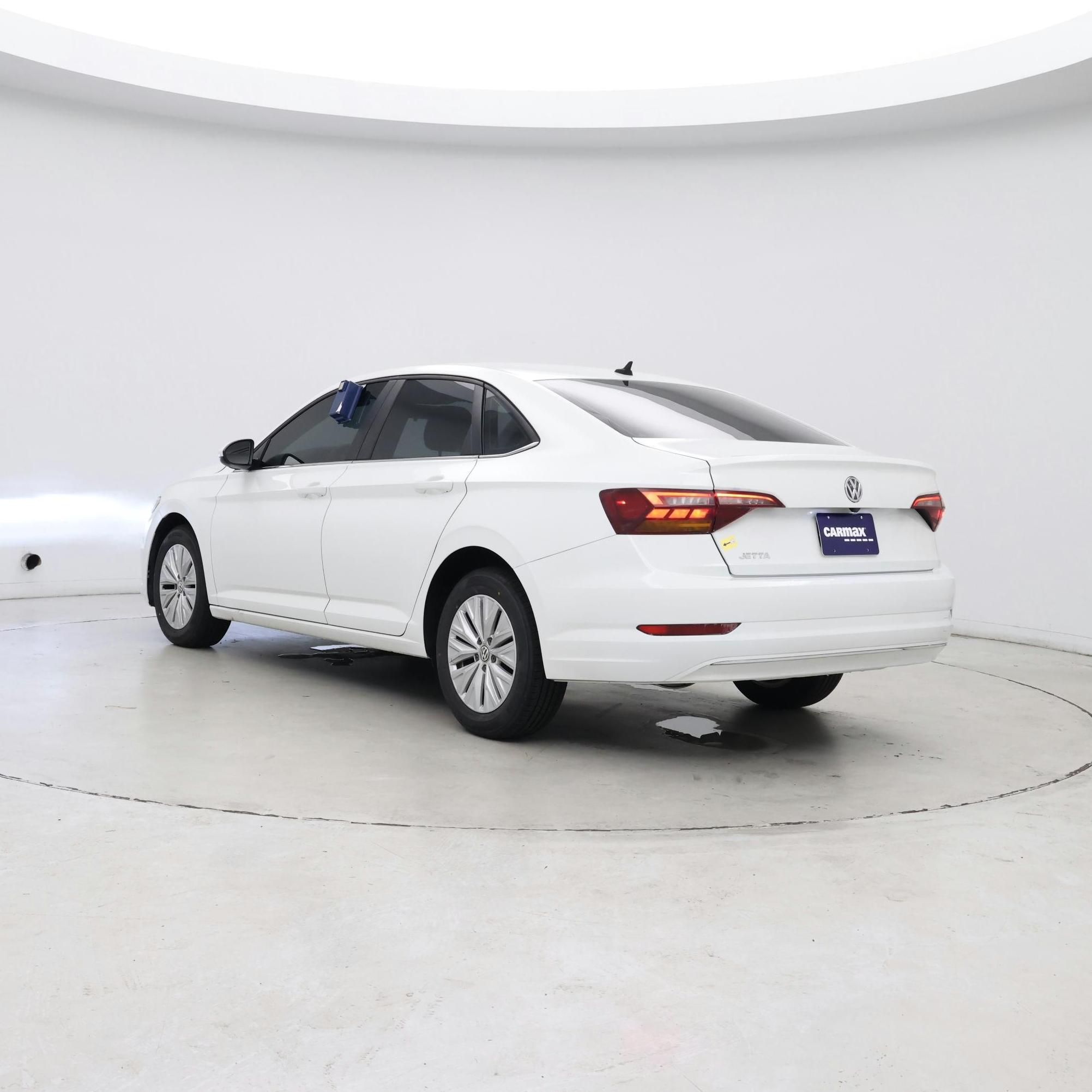 Thumbnail: 2019 Volkswagen Jetta - 2