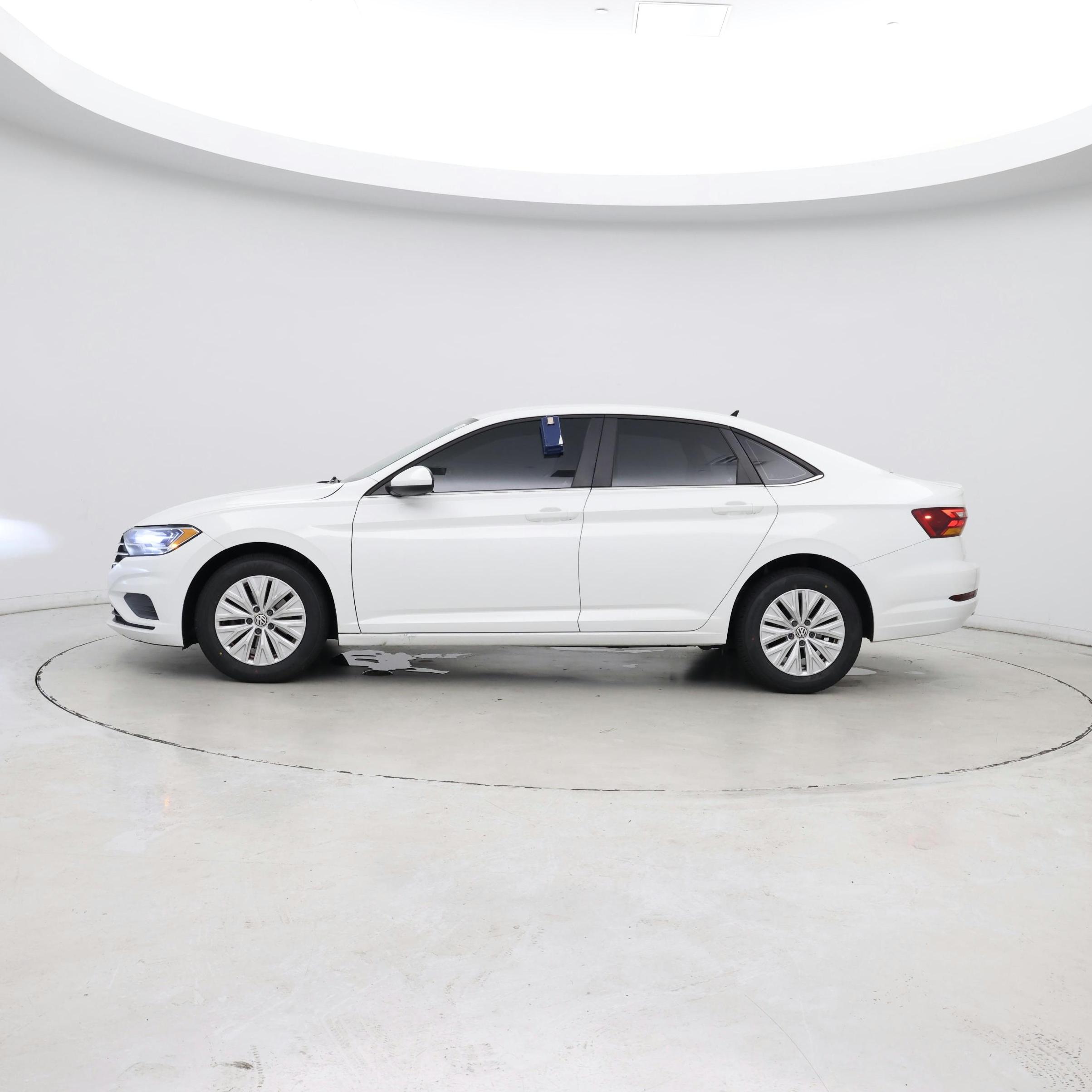 Thumbnail: 2019 Volkswagen Jetta - 3