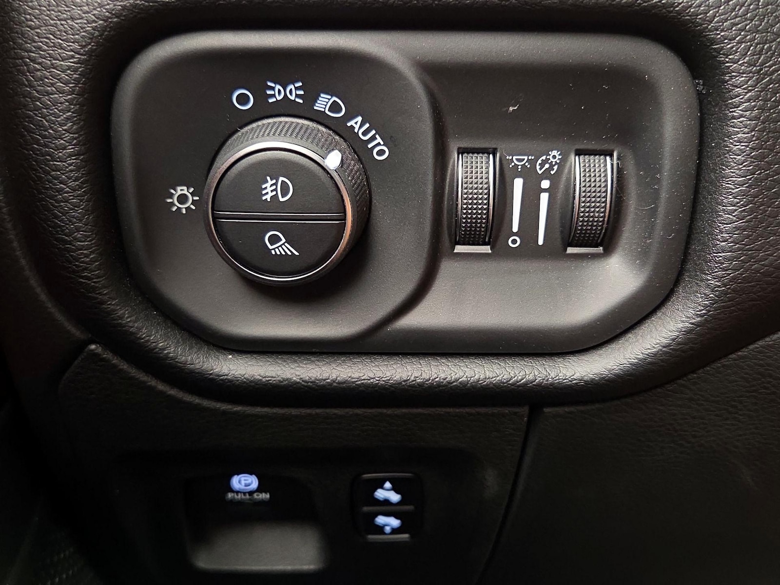 2019 RAM Ram 1500 Pickup Rebel - Photo 14