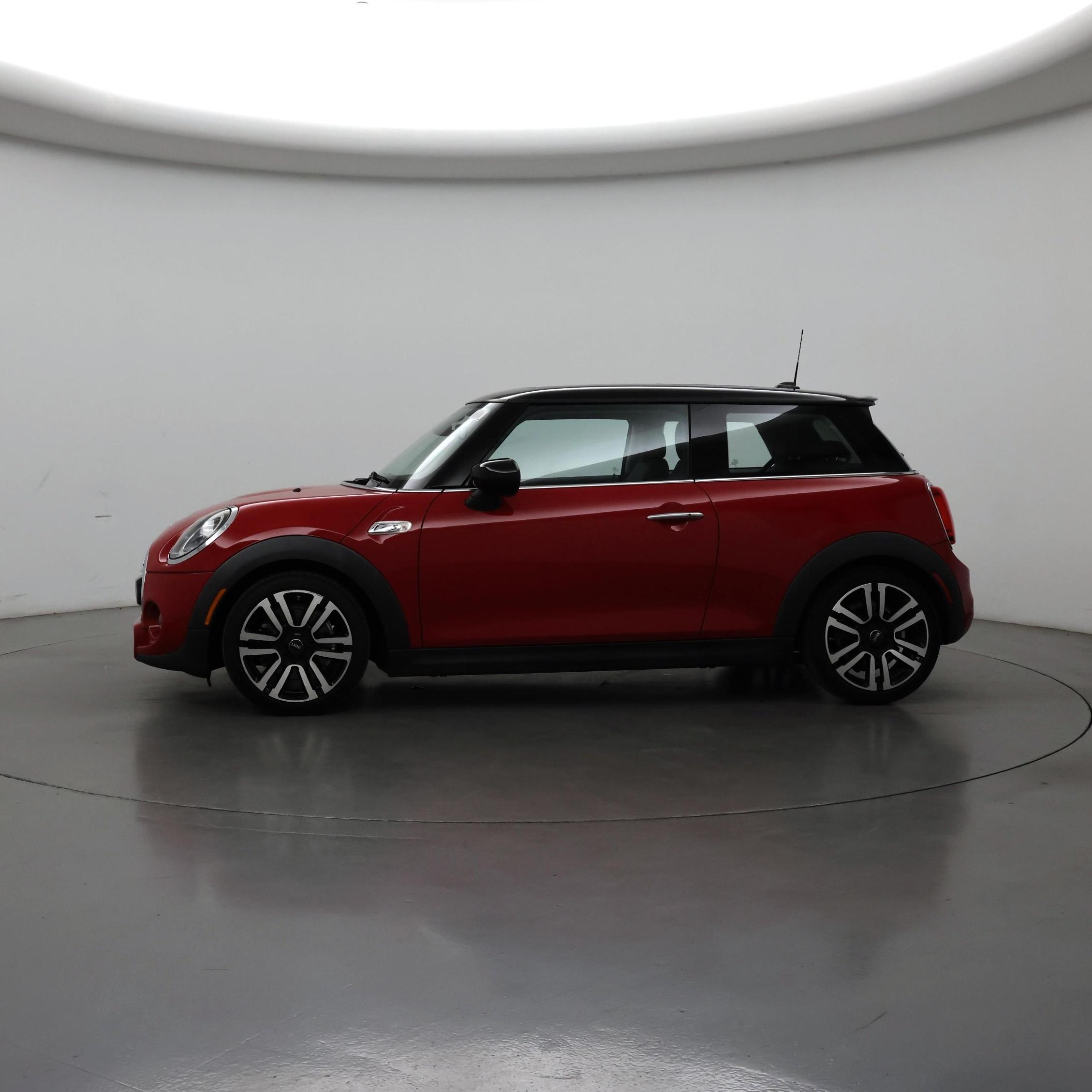 Thumbnail: 2021 MINI Cooper Hardtop - 3