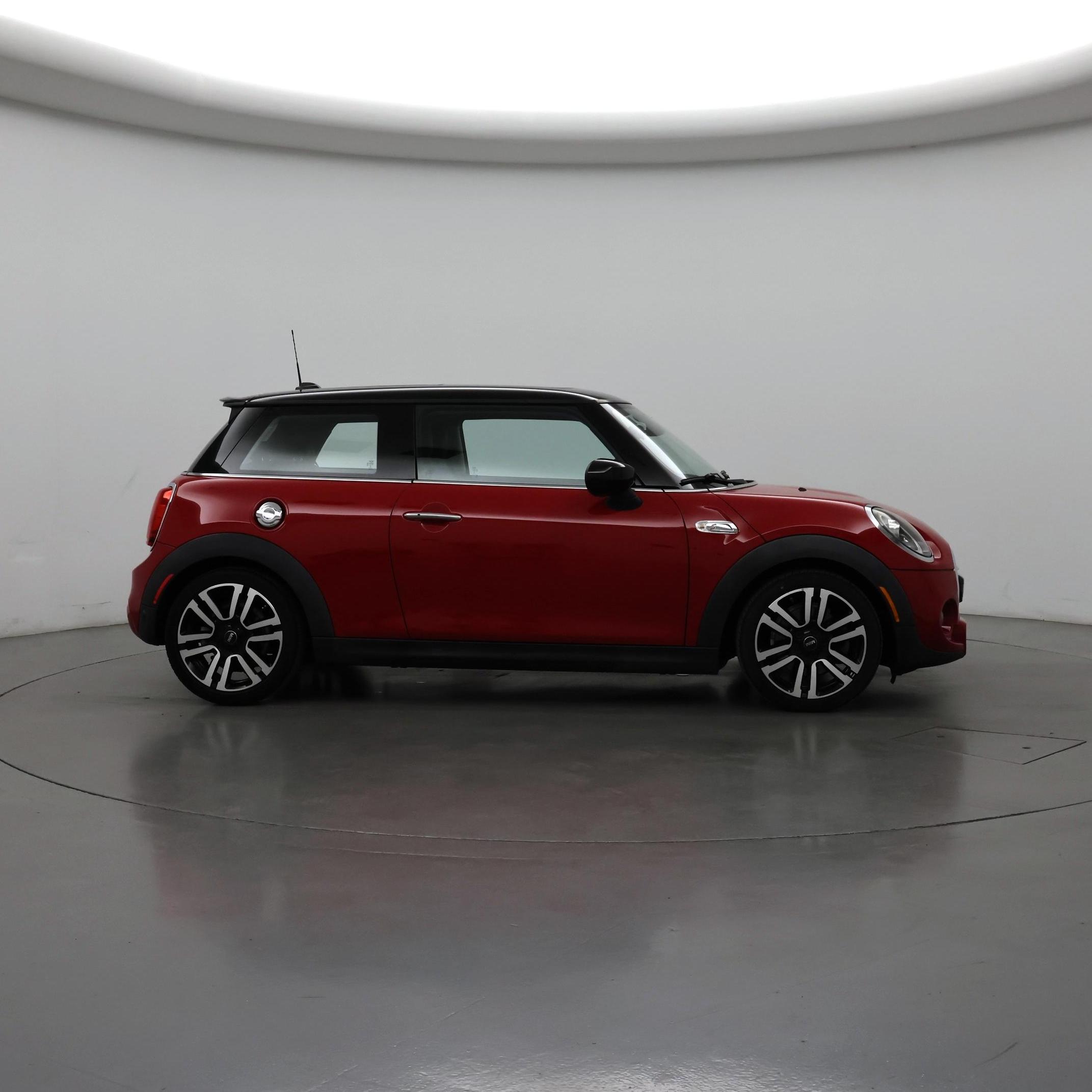 Thumbnail: 2021 MINI Cooper Hardtop - 7