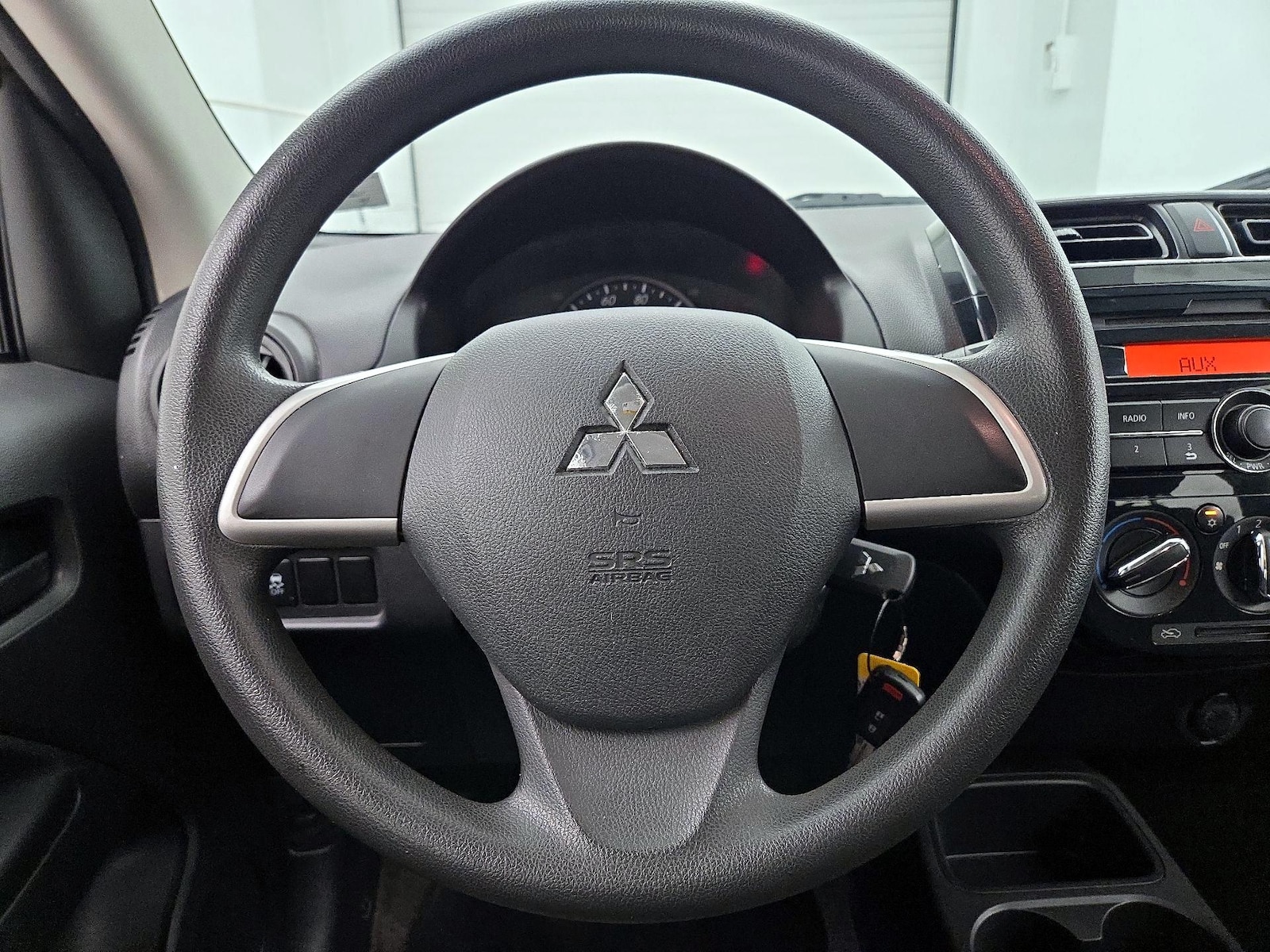 2017 Mitsubishi Mirage ES - Photo 11