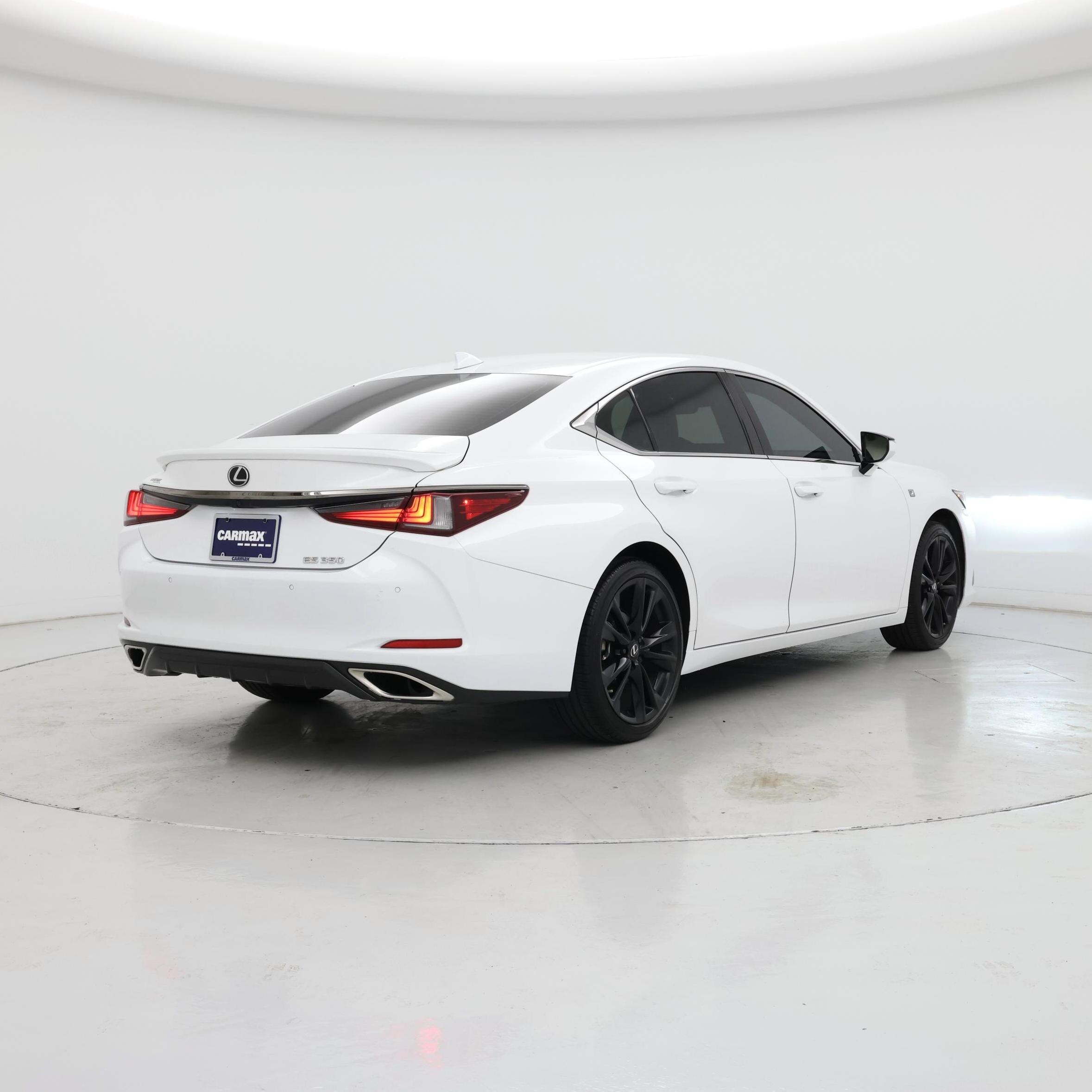 Thumbnail: 2022 Lexus ES - 8