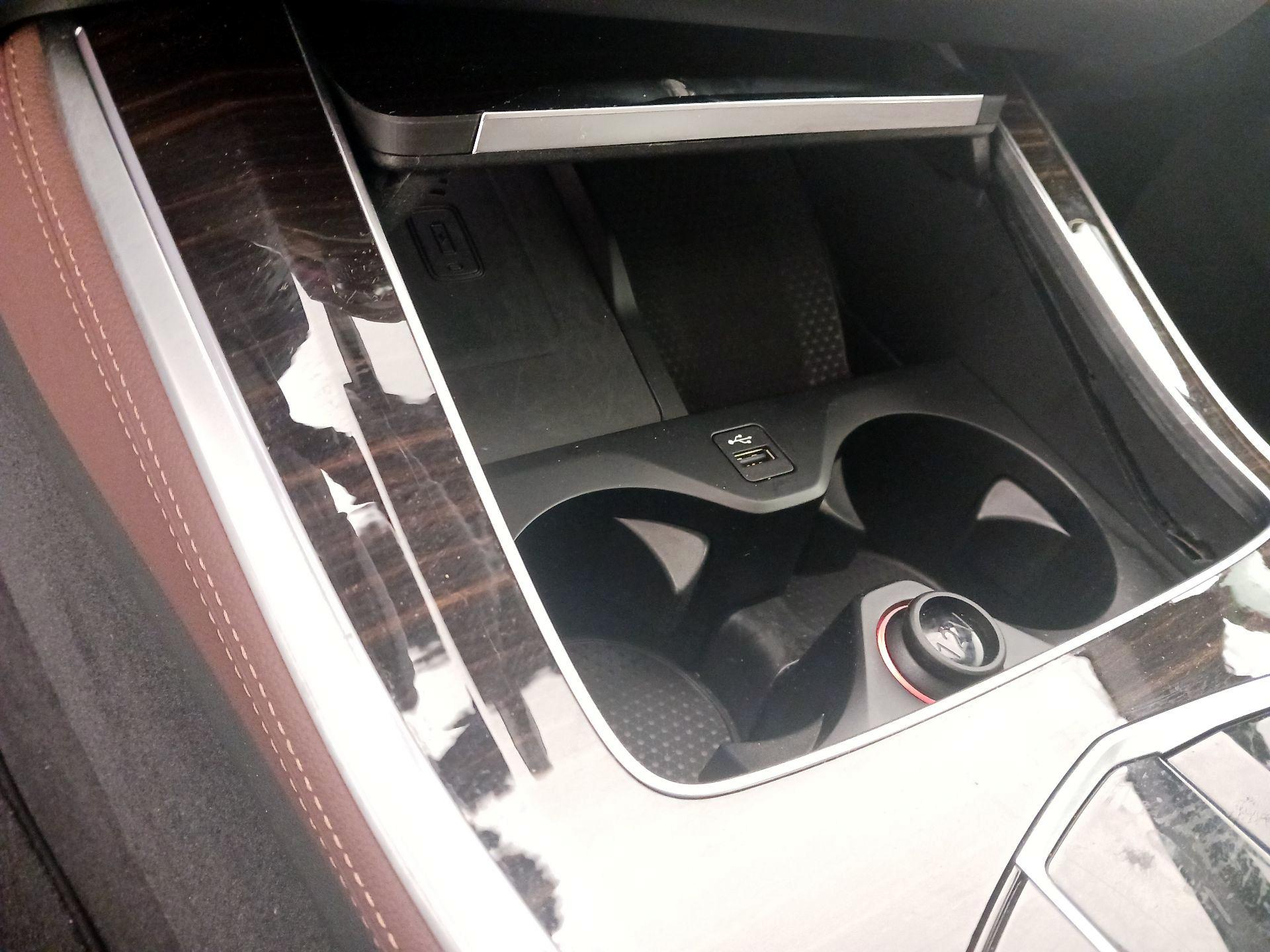 Thumbnail: 2020 BMW X5 - 19