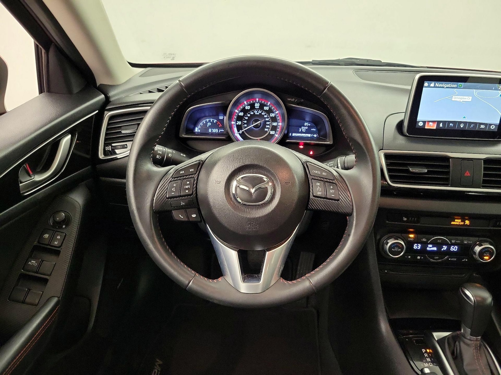 2015 Mazda MAZDA3 i Grand Touring - Photo 11
