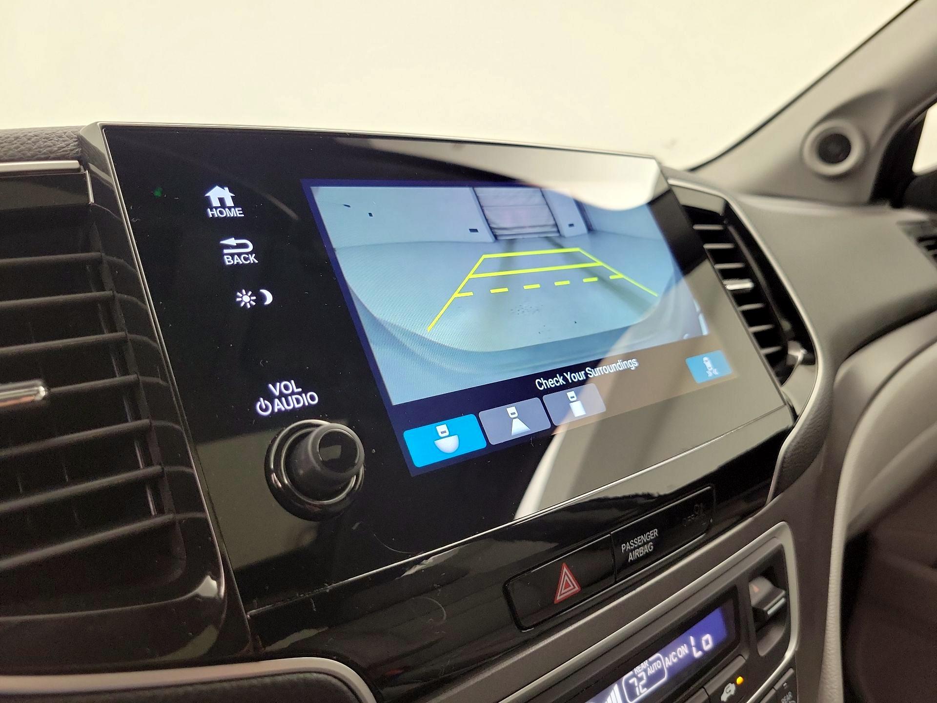 Thumbnail: 2021 Honda Pilot - 14