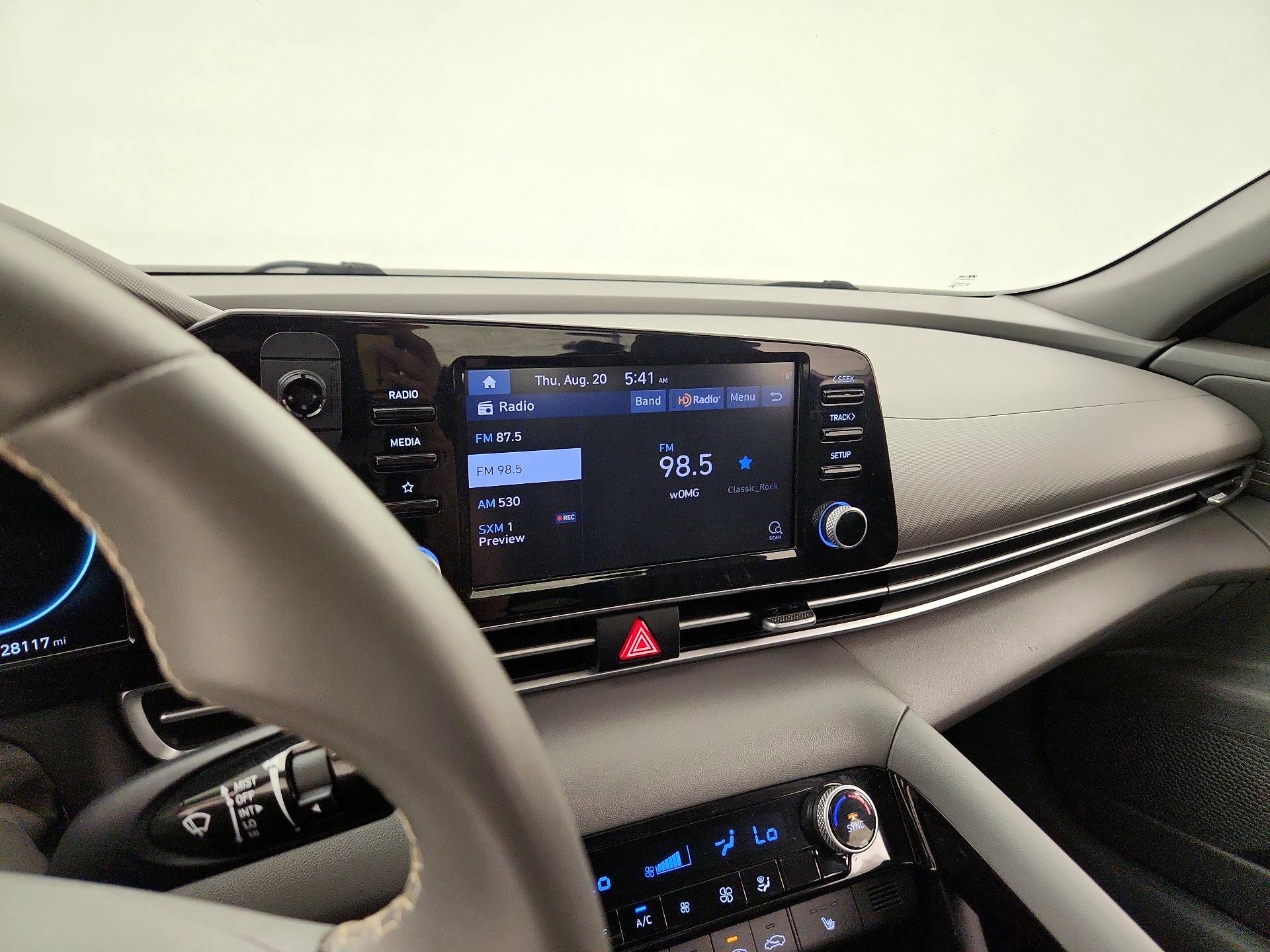 Thumbnail: 2022 Hyundai Elantra - 15