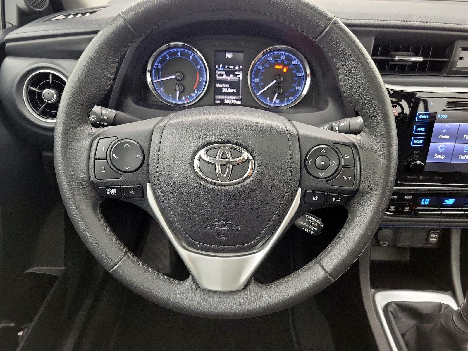 2018 Toyota Corolla SE - Photo 11