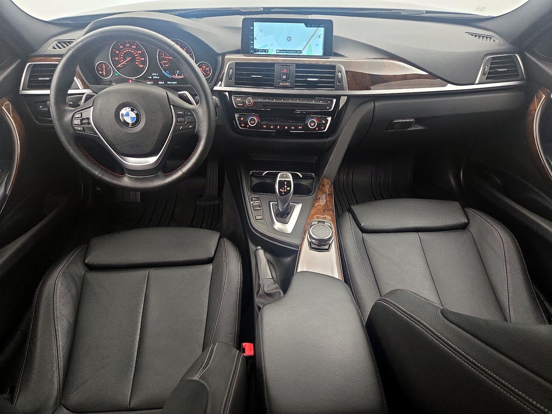 Thumbnail: 2017 BMW 3 Series - 9