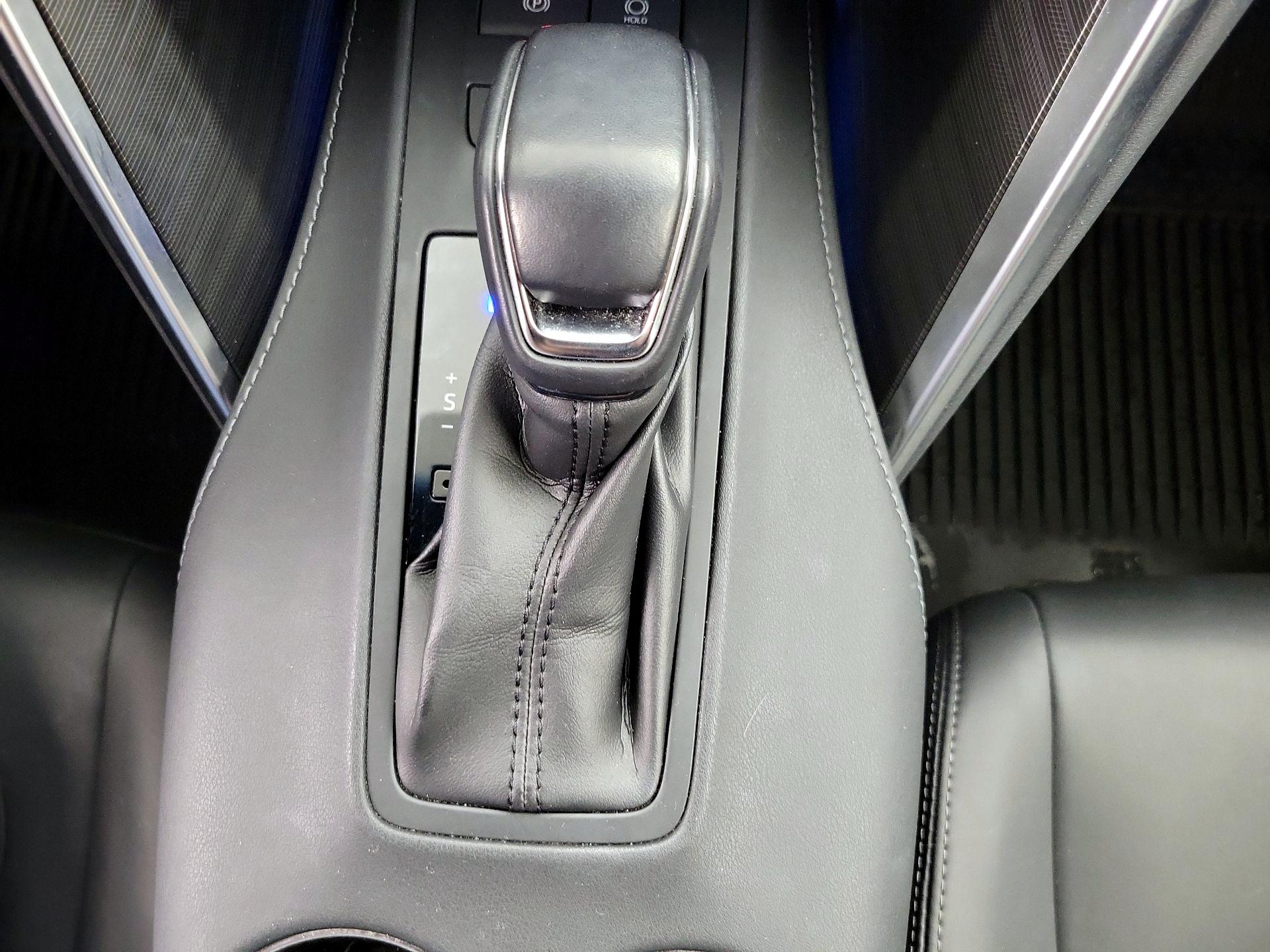 Thumbnail: 2021 Toyota Venza - 17