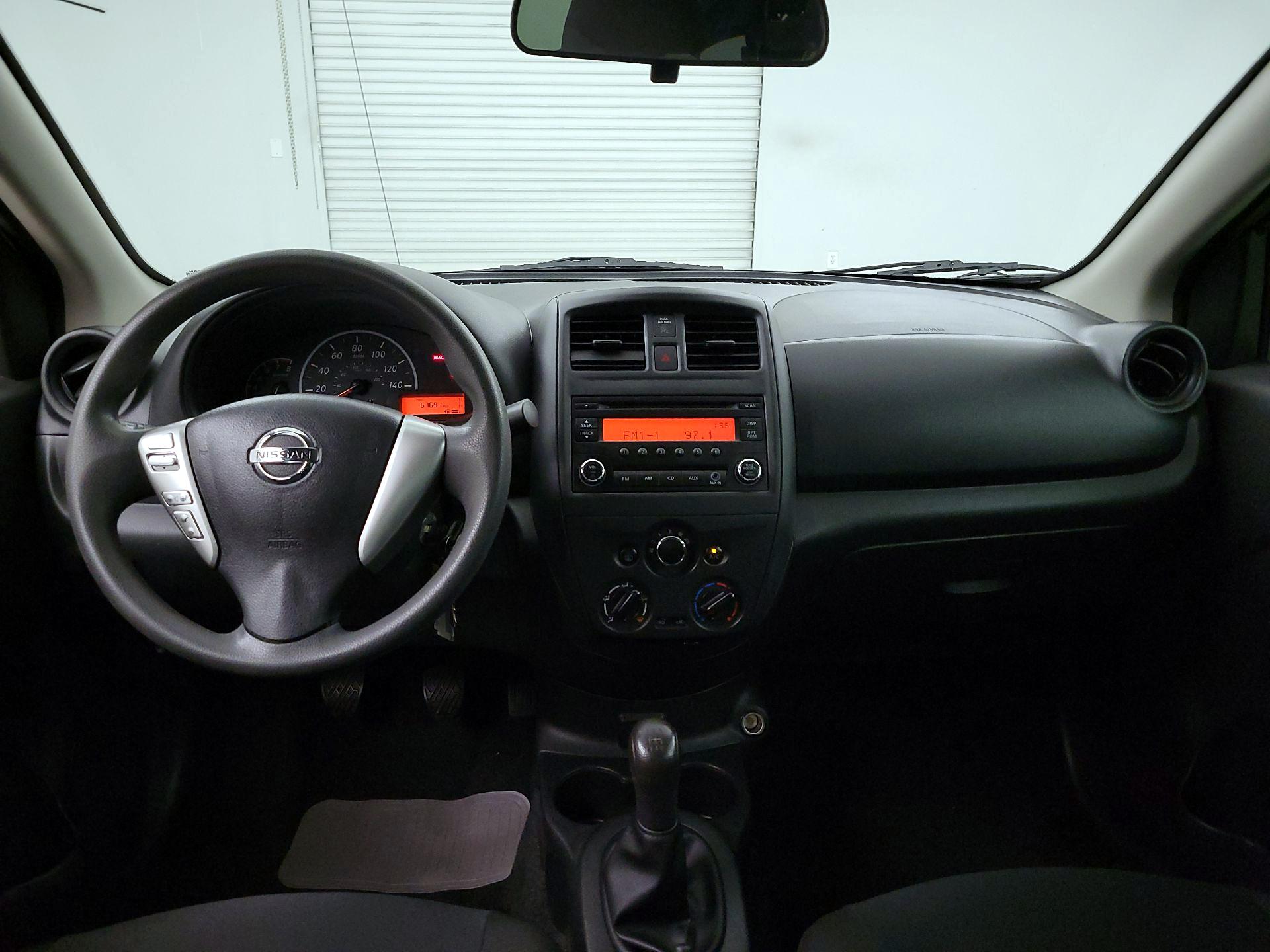 Thumbnail: 2018 Nissan Versa - 9