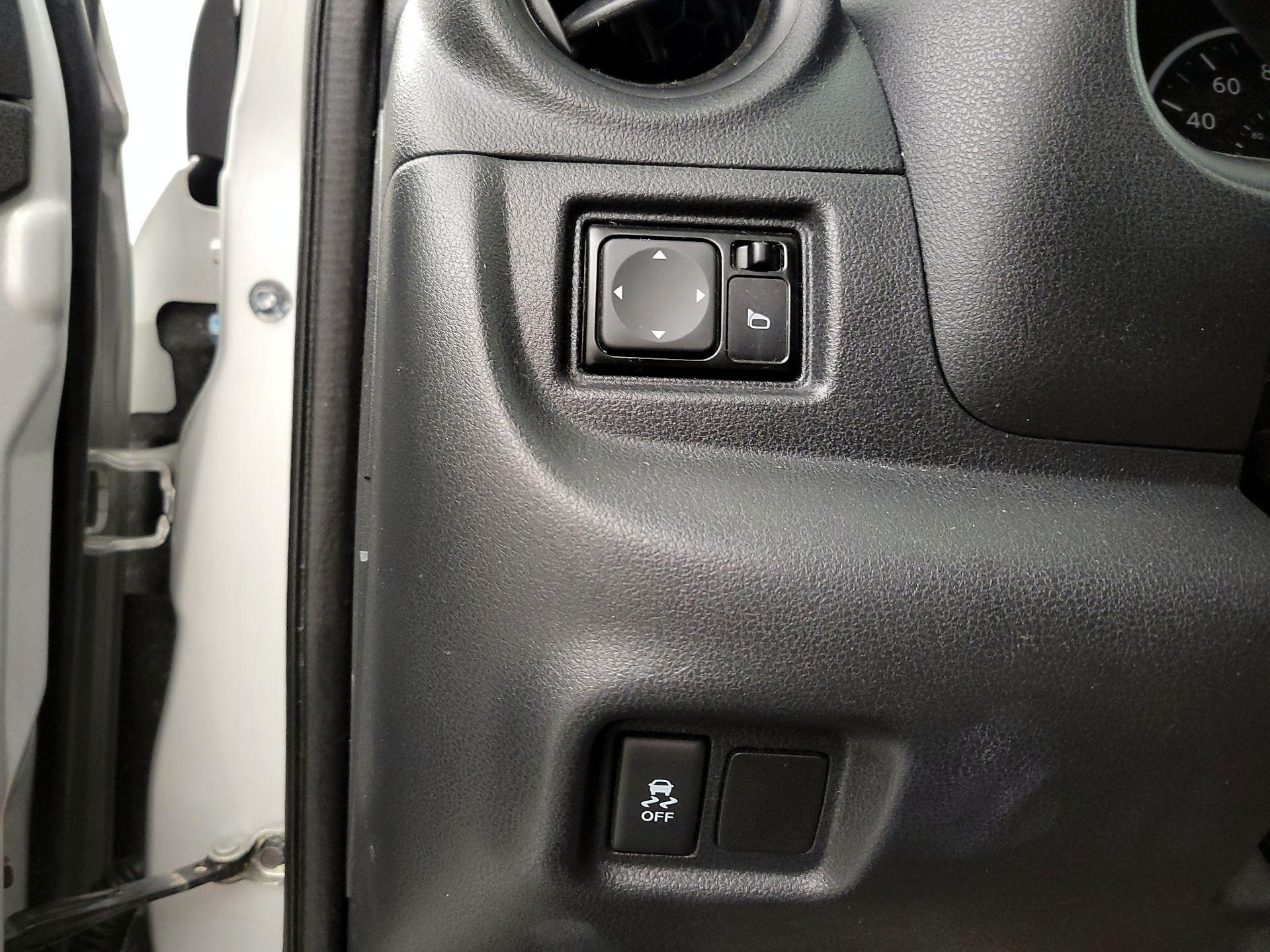 Thumbnail: 2018 Nissan Versa - 13