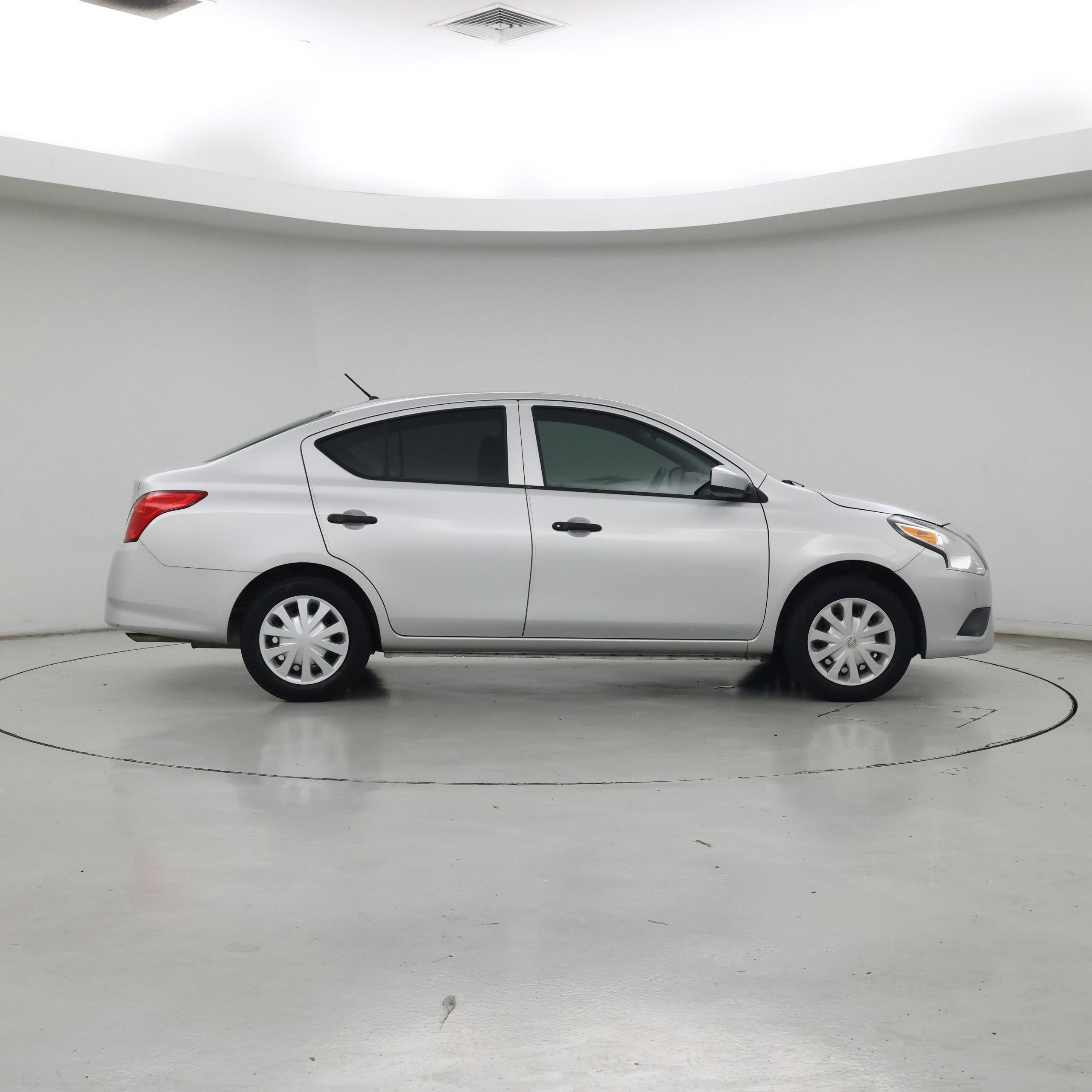 Thumbnail: 2018 Nissan Versa - 7