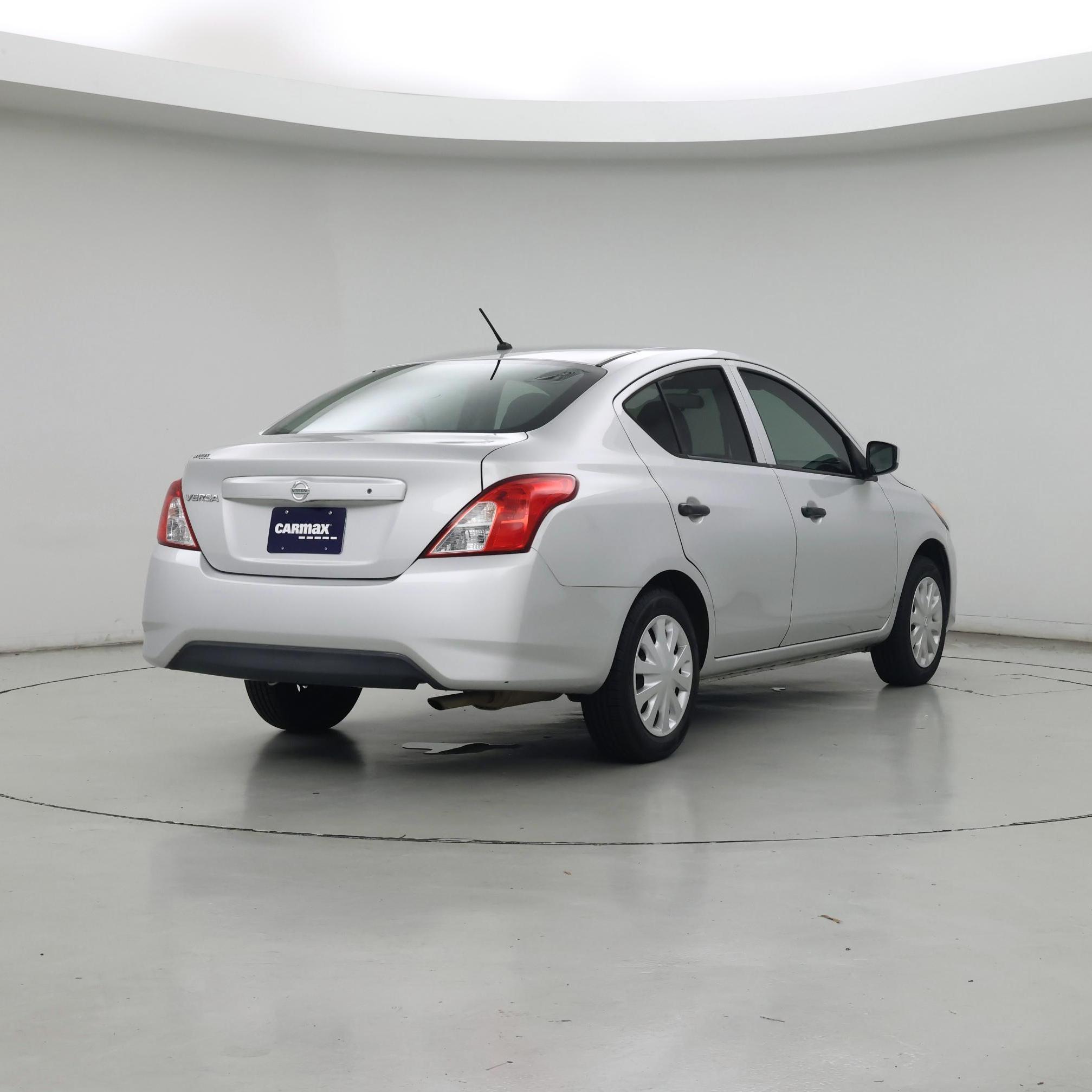 Thumbnail: 2018 Nissan Versa - 8