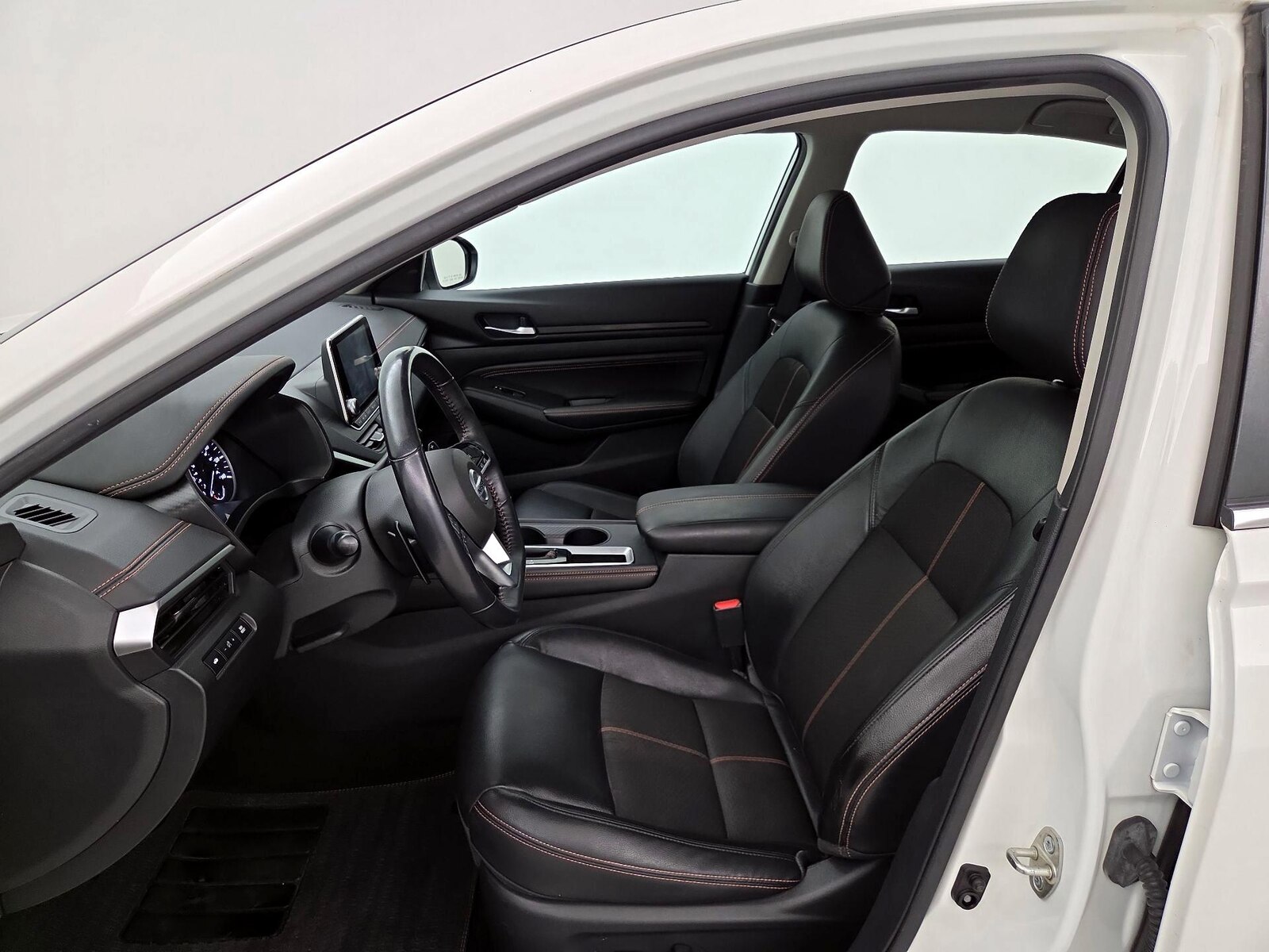 Power Seat(s) & Side Airbags