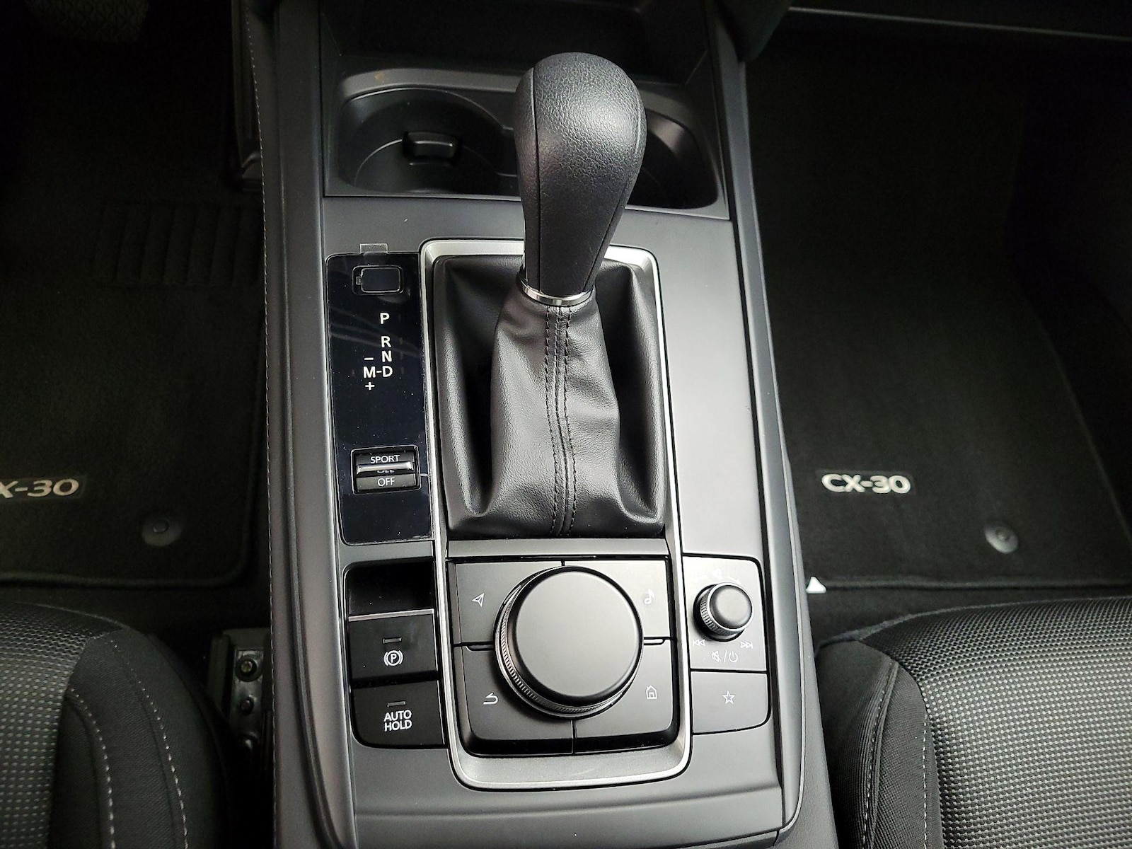 2024 Mazda CX-30 S - Photo 19