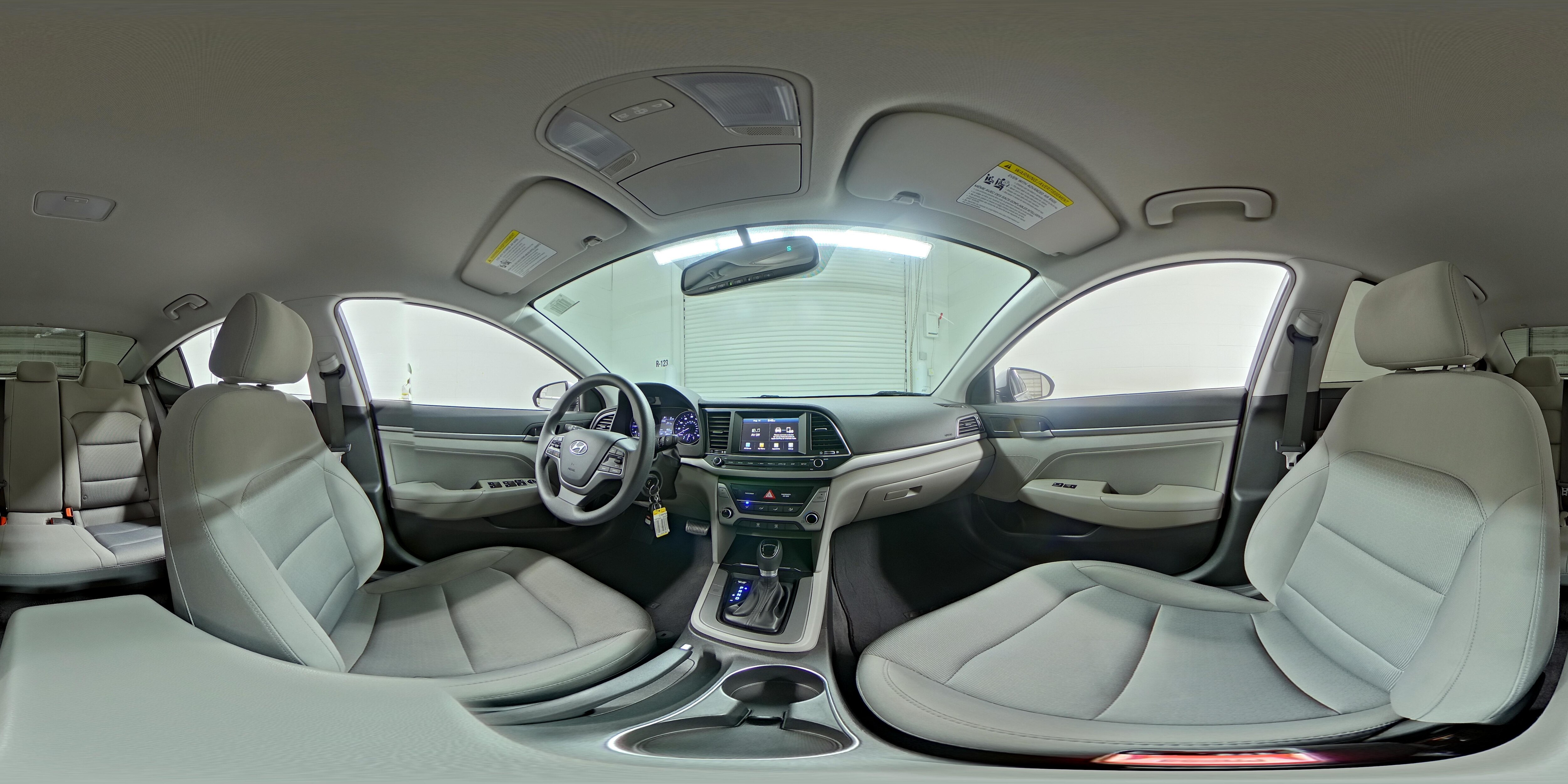 2017 Hyundai Elantra SE - Photo 24