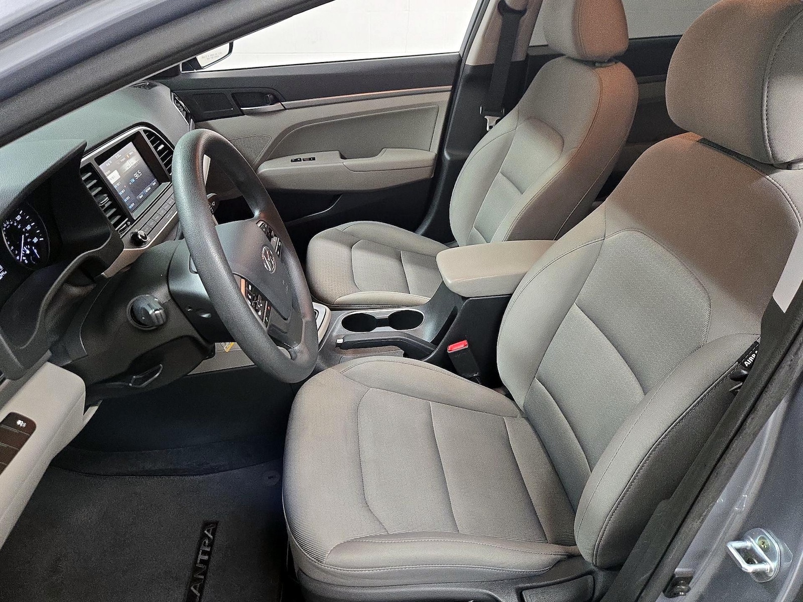 2017 Hyundai Elantra SE - Photo 12