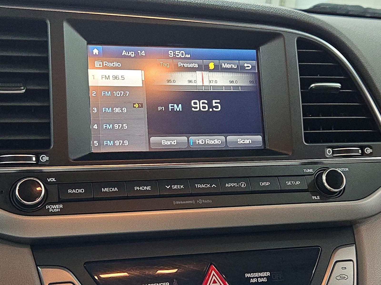 2017 Hyundai Elantra SE - Photo 16