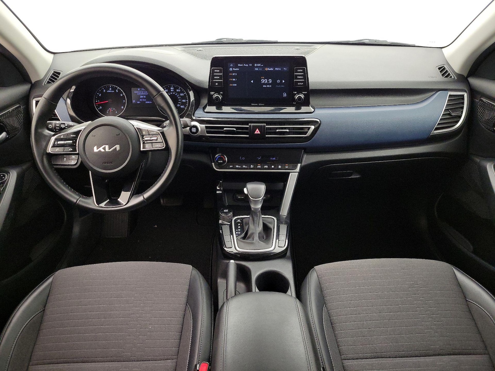 2023 Kia Seltos S - Photo 10