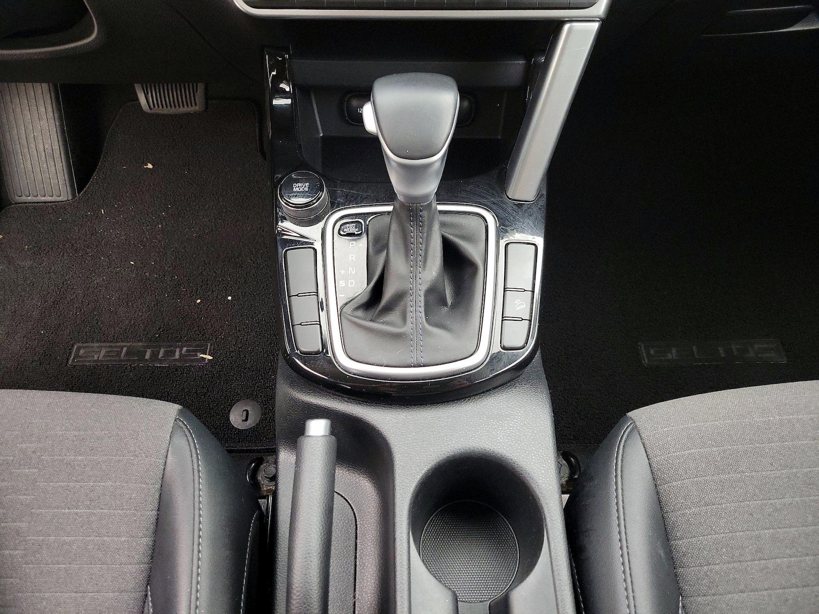 2023 Kia Seltos S - Photo 18