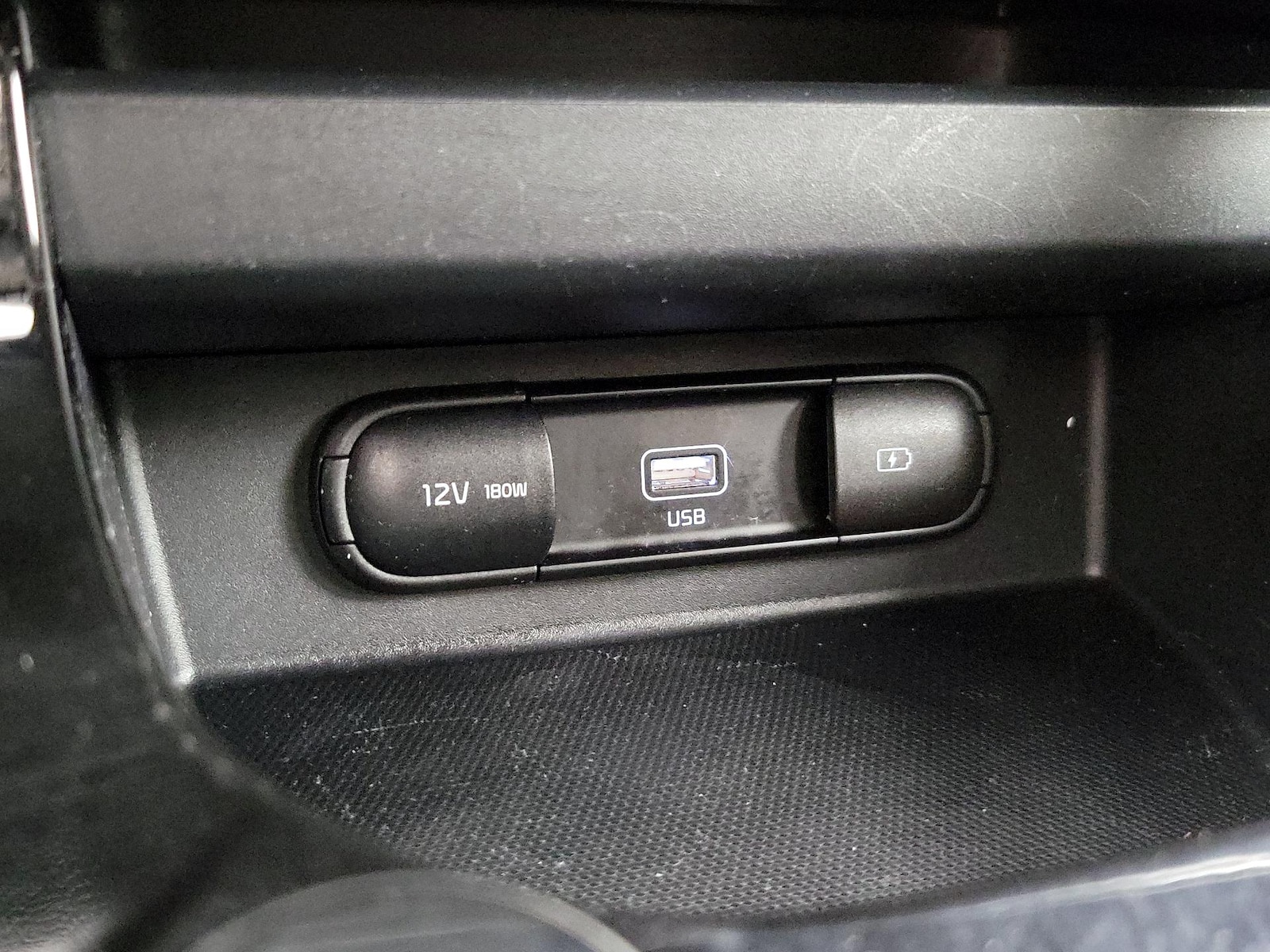 2023 Kia Seltos S - Photo 19