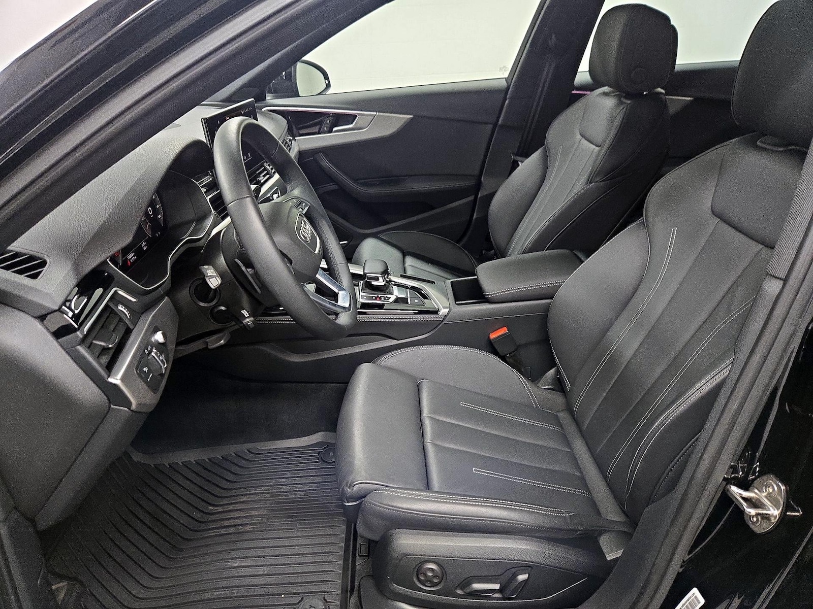 2023 Audi A4 Prestige - Photo 12